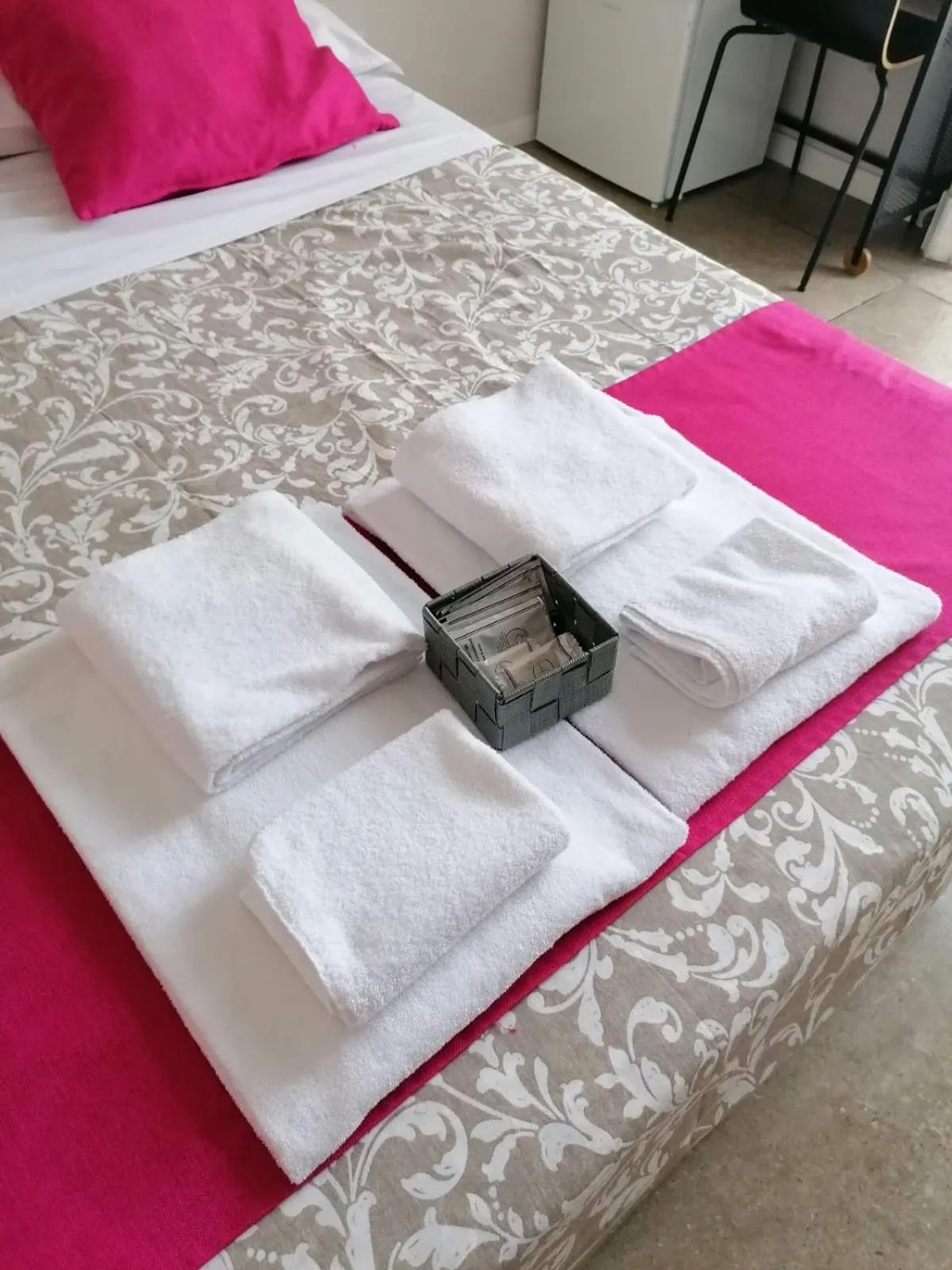 Decorative detail, Bed in Amedeo Square