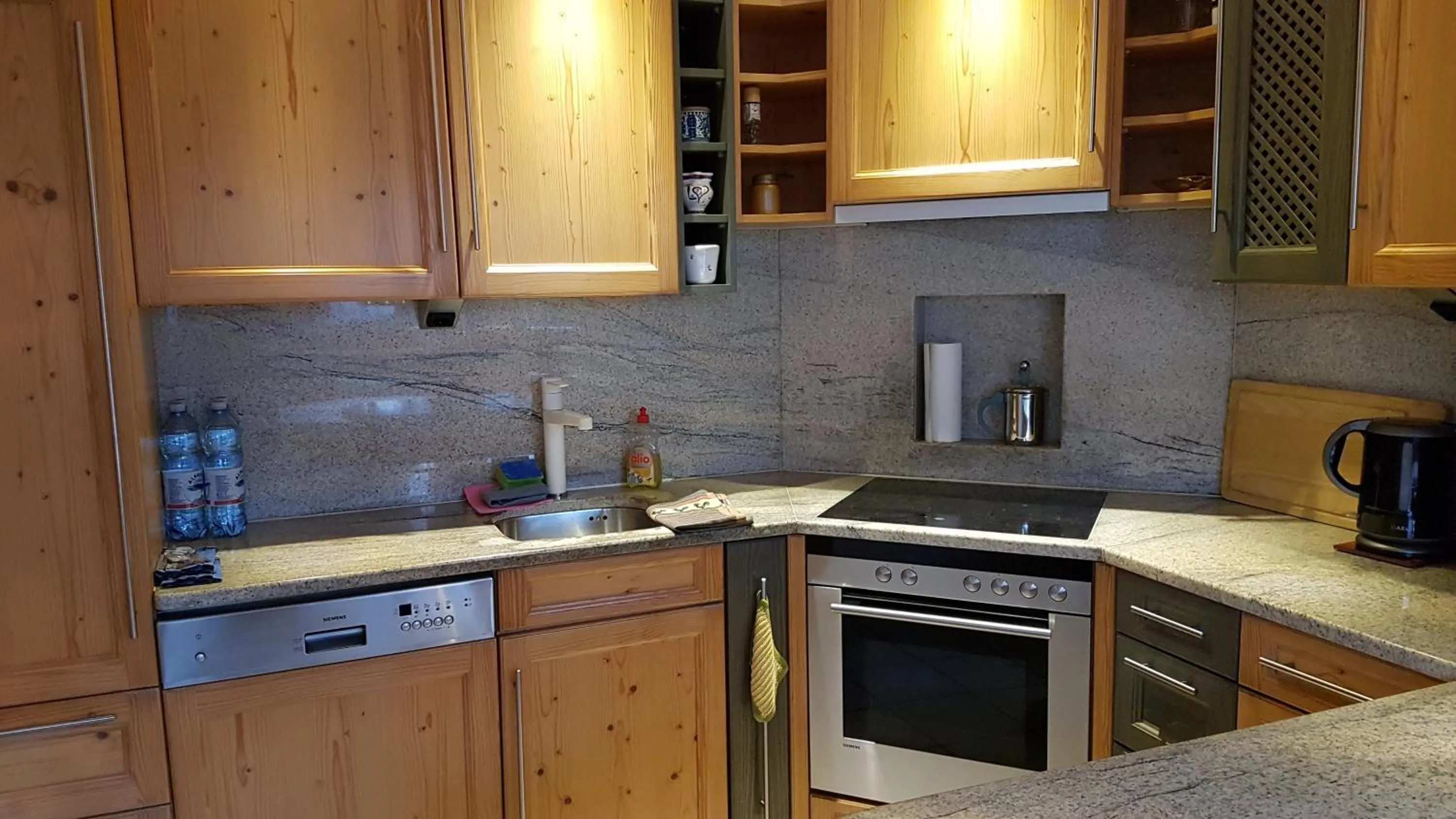 Kitchen or kitchenette in Haus Aschenwald