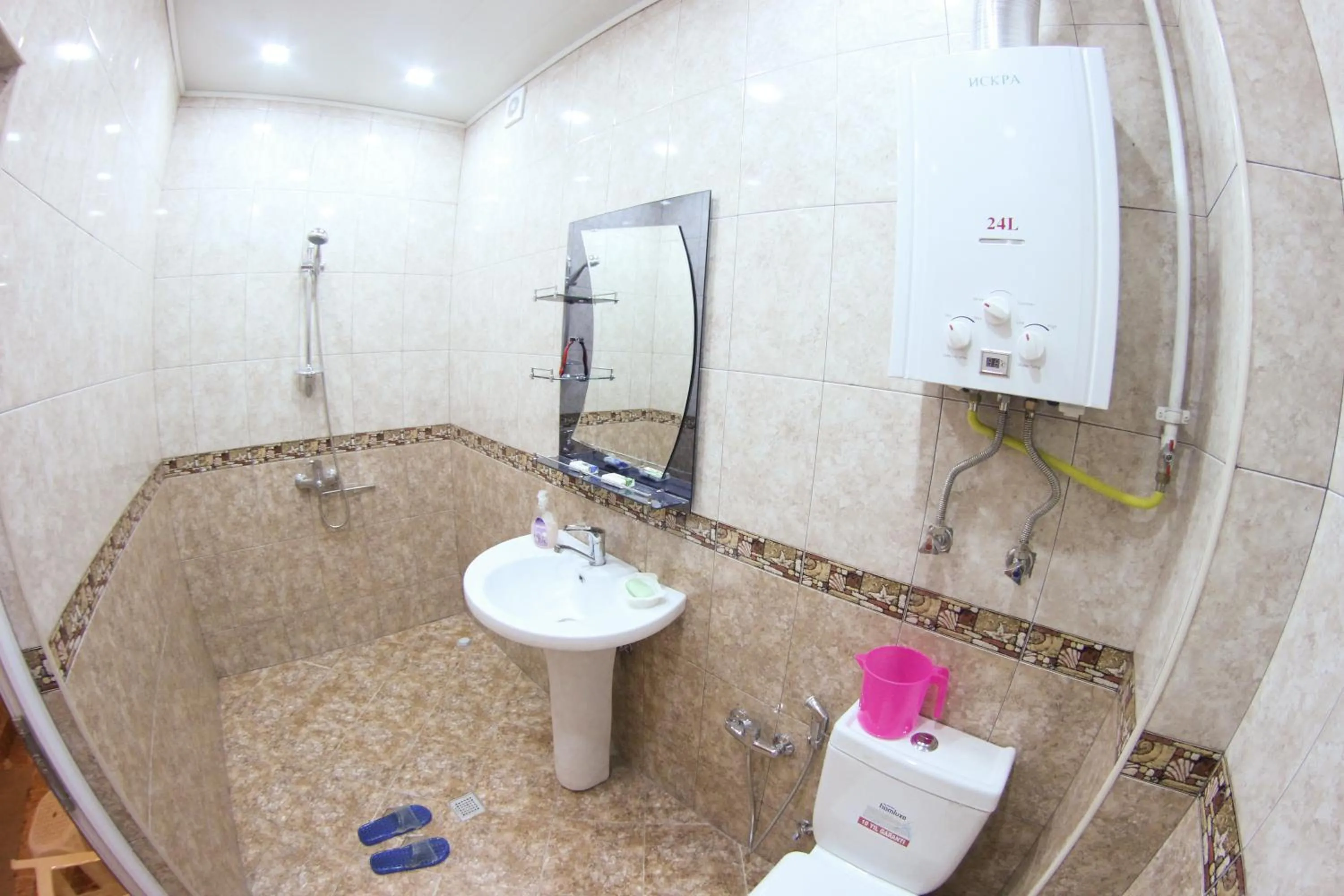 Shower in OLIMP Apartment