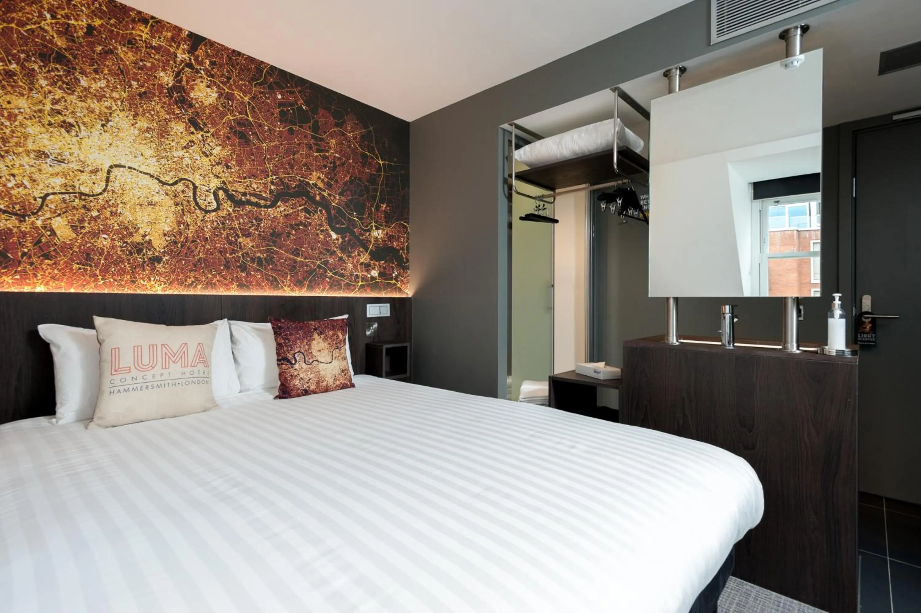 Bed in Heeton Concept Hotel – Luma Hammersmith