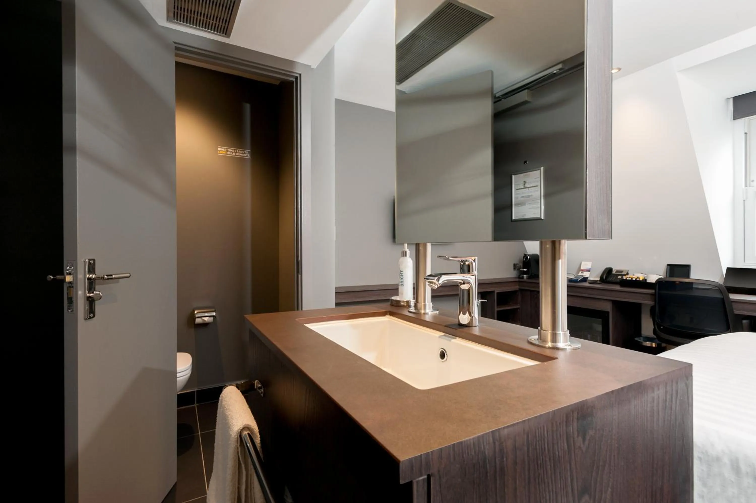 Bathroom in Heeton Concept Hotel – Luma Hammersmith