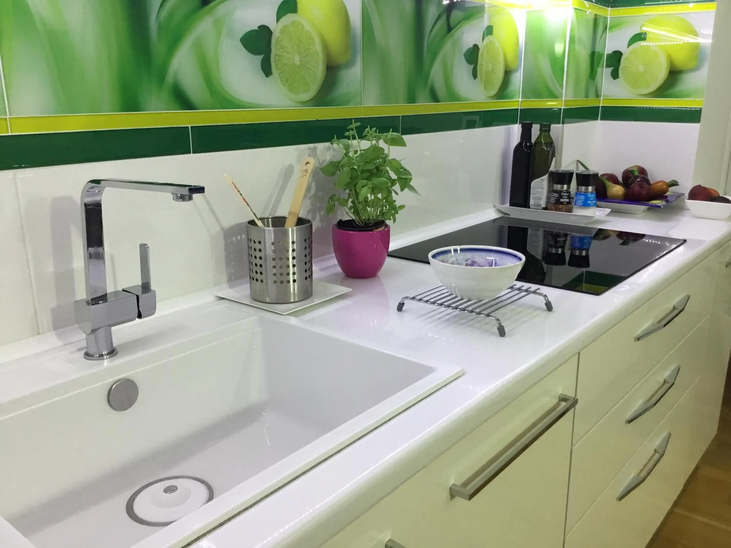 Kitchen or kitchenette in White Dream Suites