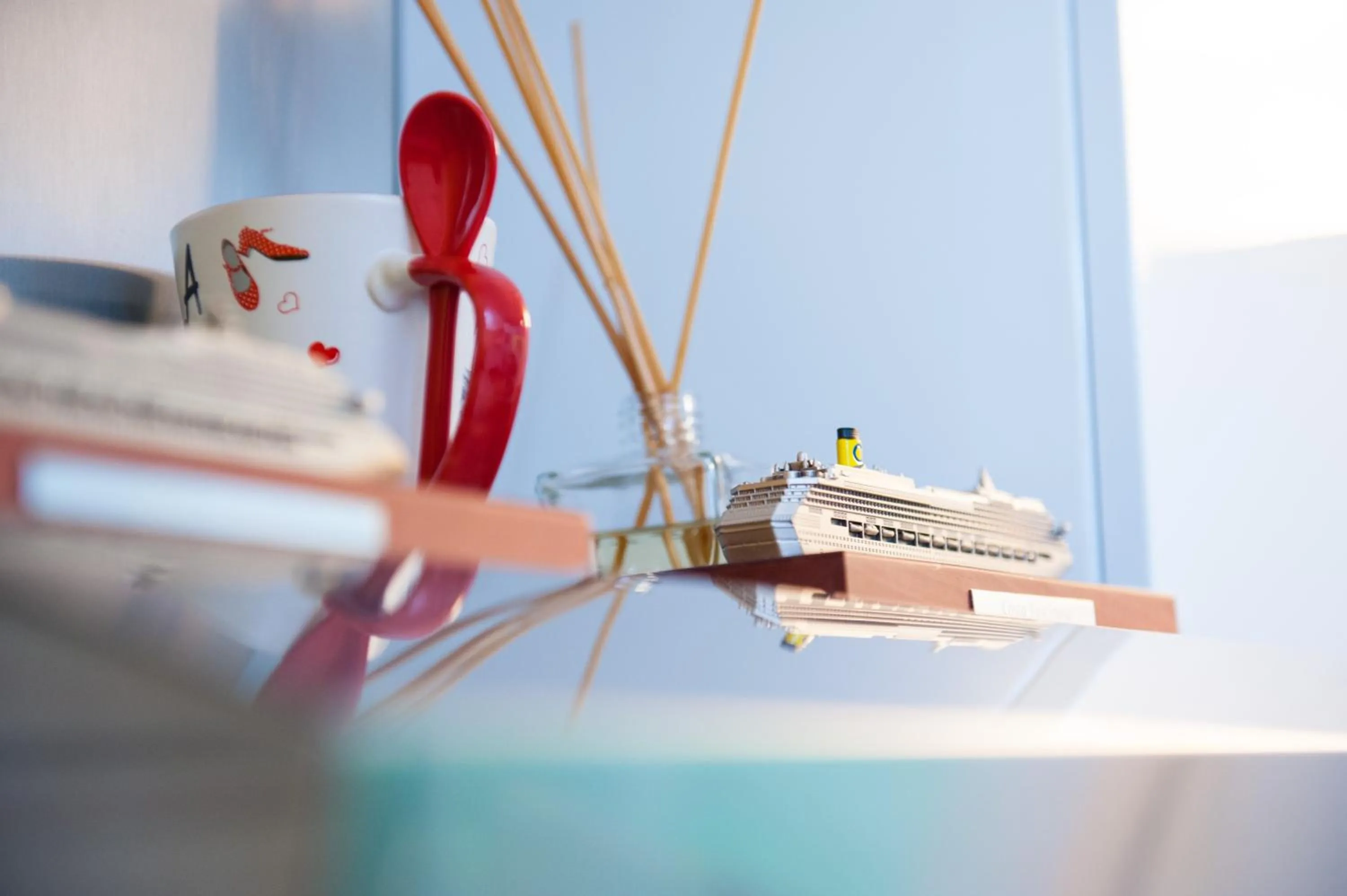 Decorative detail in White Dream Suites