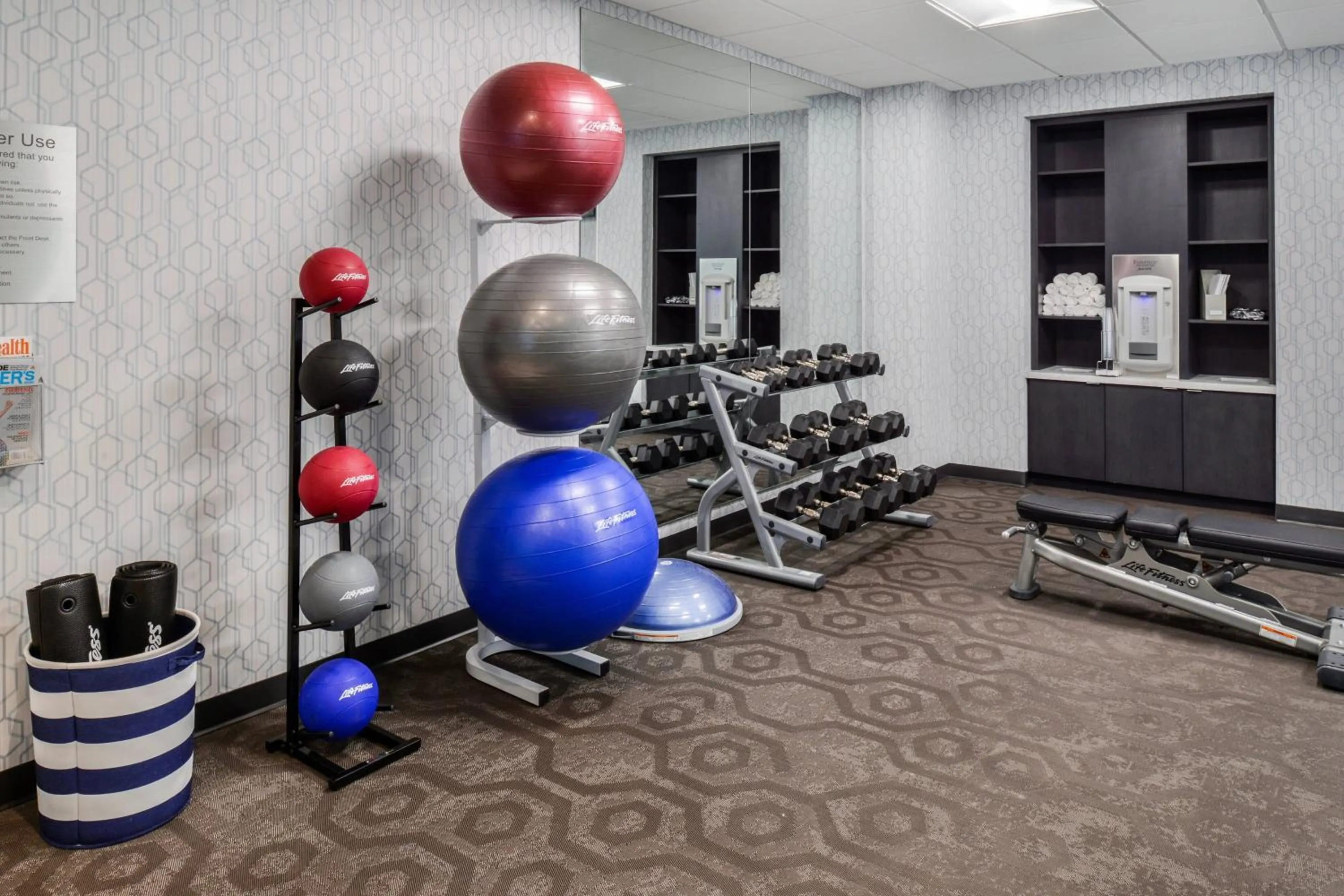 Fitness centre/facilities in Fairfield Inn & Suites by Marriott Raleigh Cary