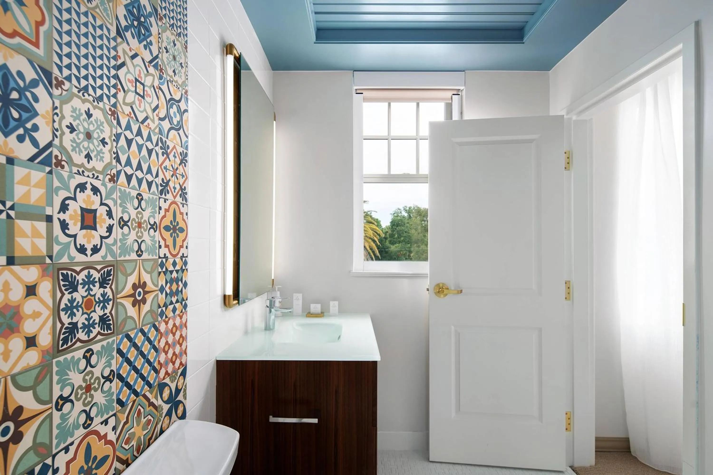 Bathroom in Fenway Hotel, Autograph Collection