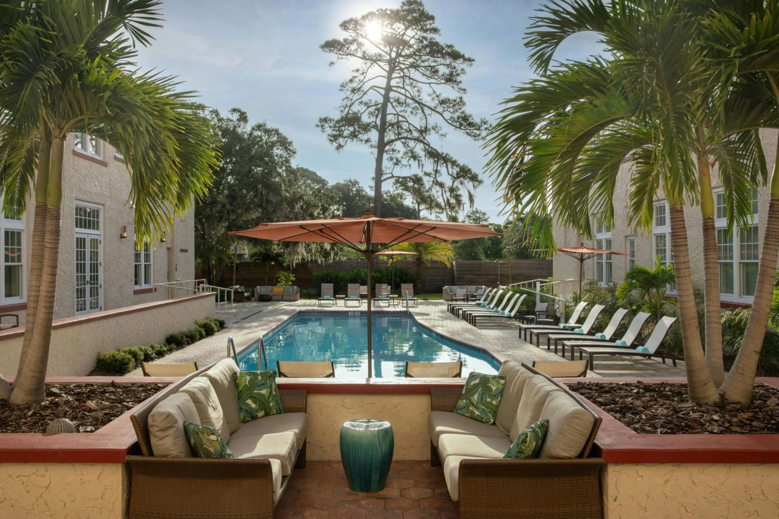 Swimming pool in Fenway Hotel, Autograph Collection