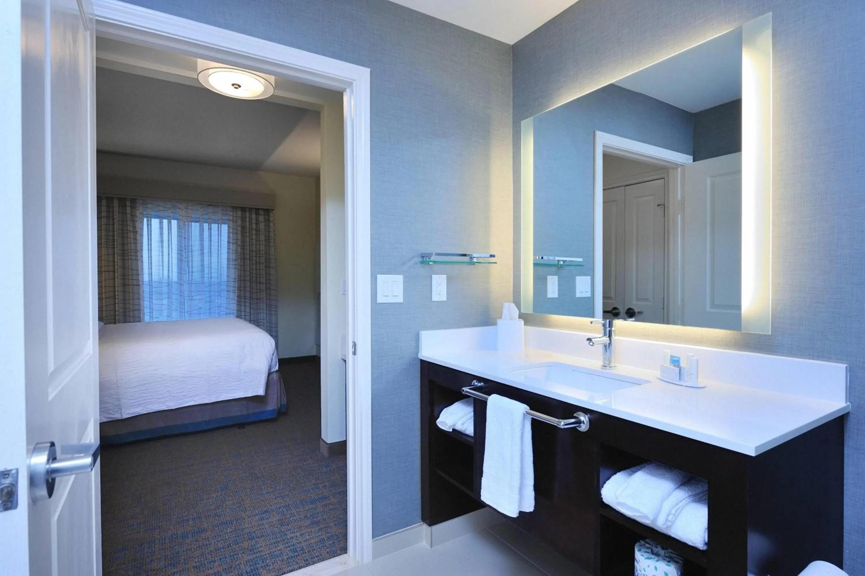 Bathroom, Bed in Residence Inn by Marriott Houston Tomball