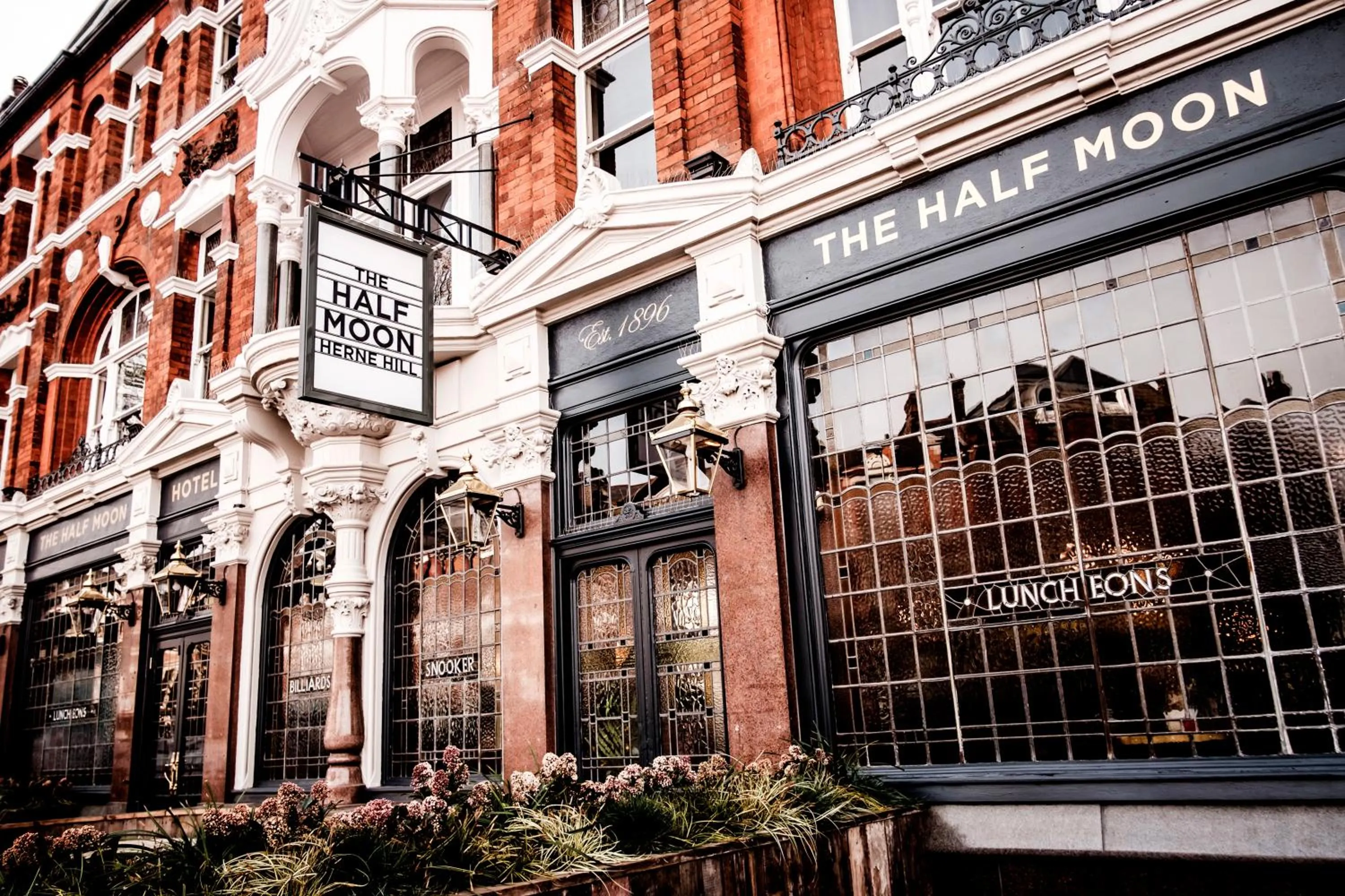 Property building in Half Moon