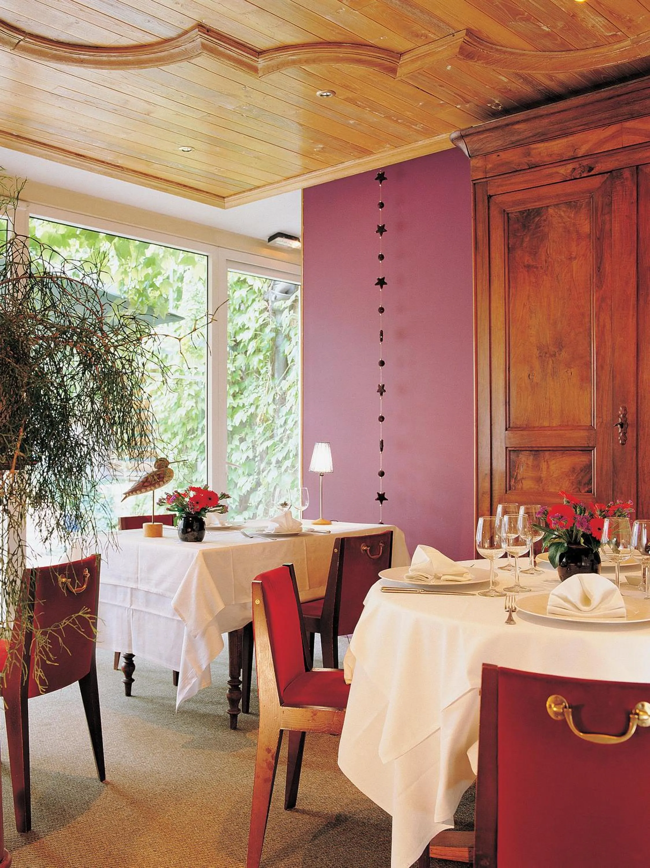 Restaurant/places to eat in Hotel de Bordeaux