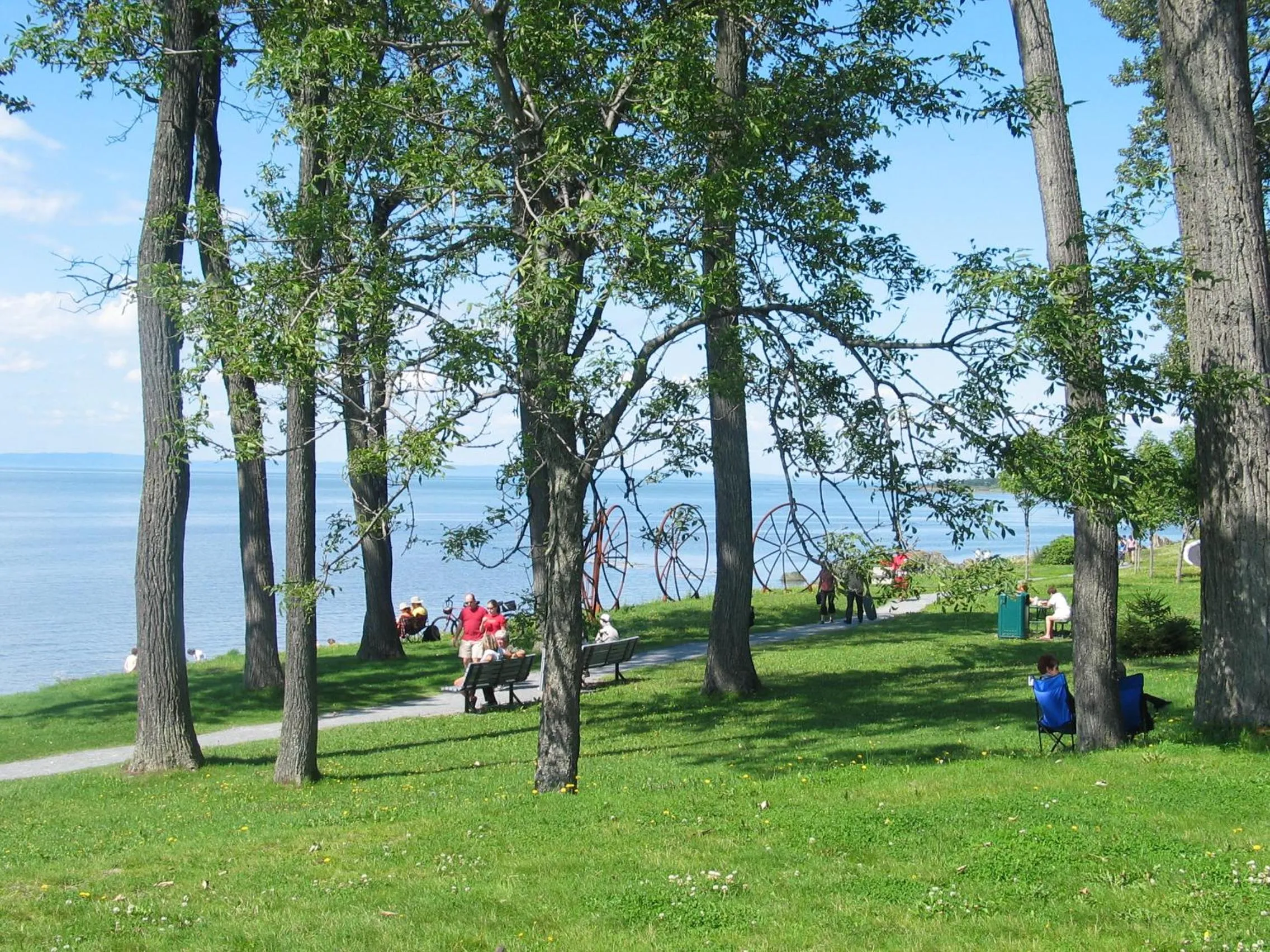 Hiking in Motel Bellevue