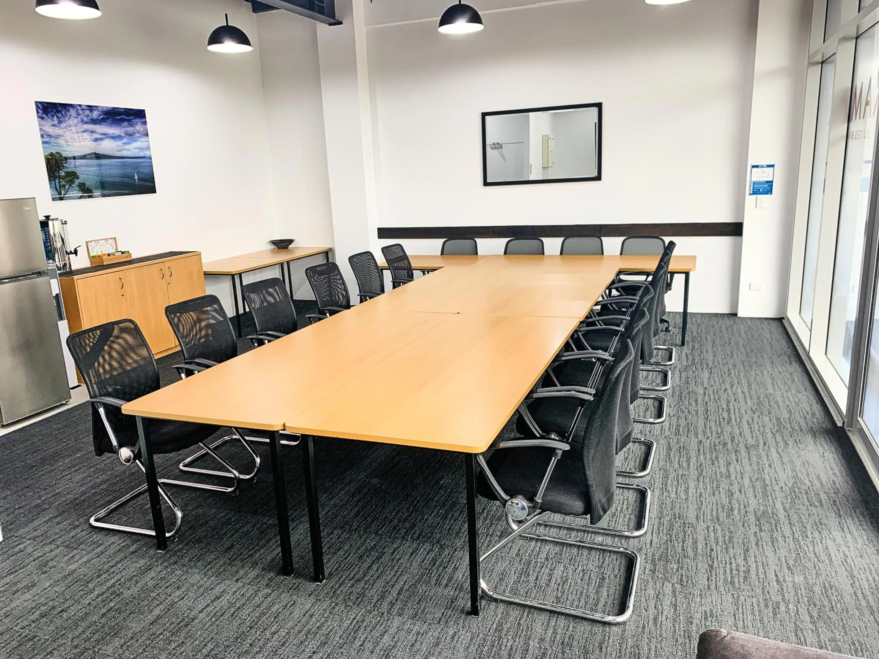 Meeting/conference room in Ramada Suites by Wyndham Albany