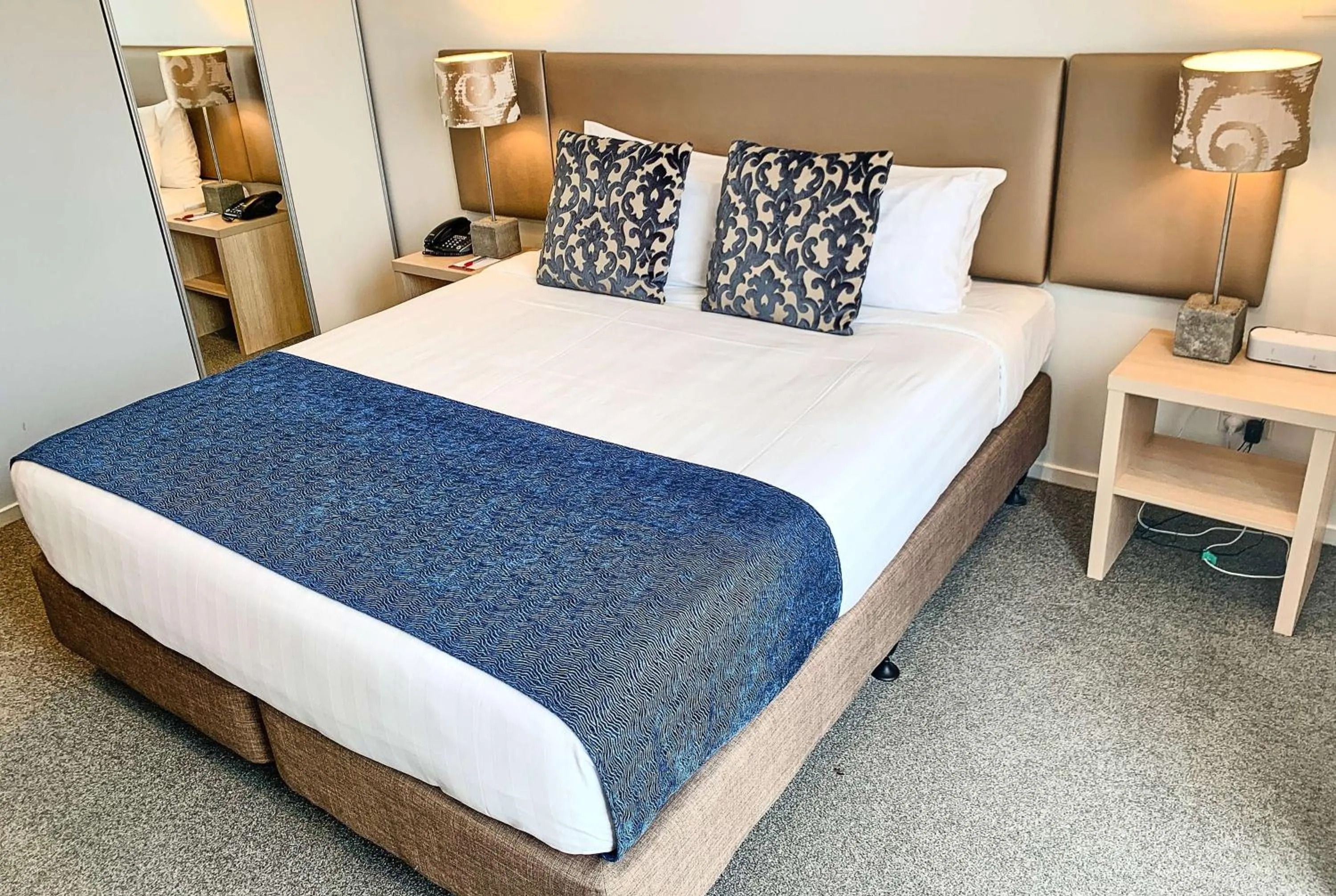 Photo of the whole room, Bed in Ramada Suites by Wyndham Albany