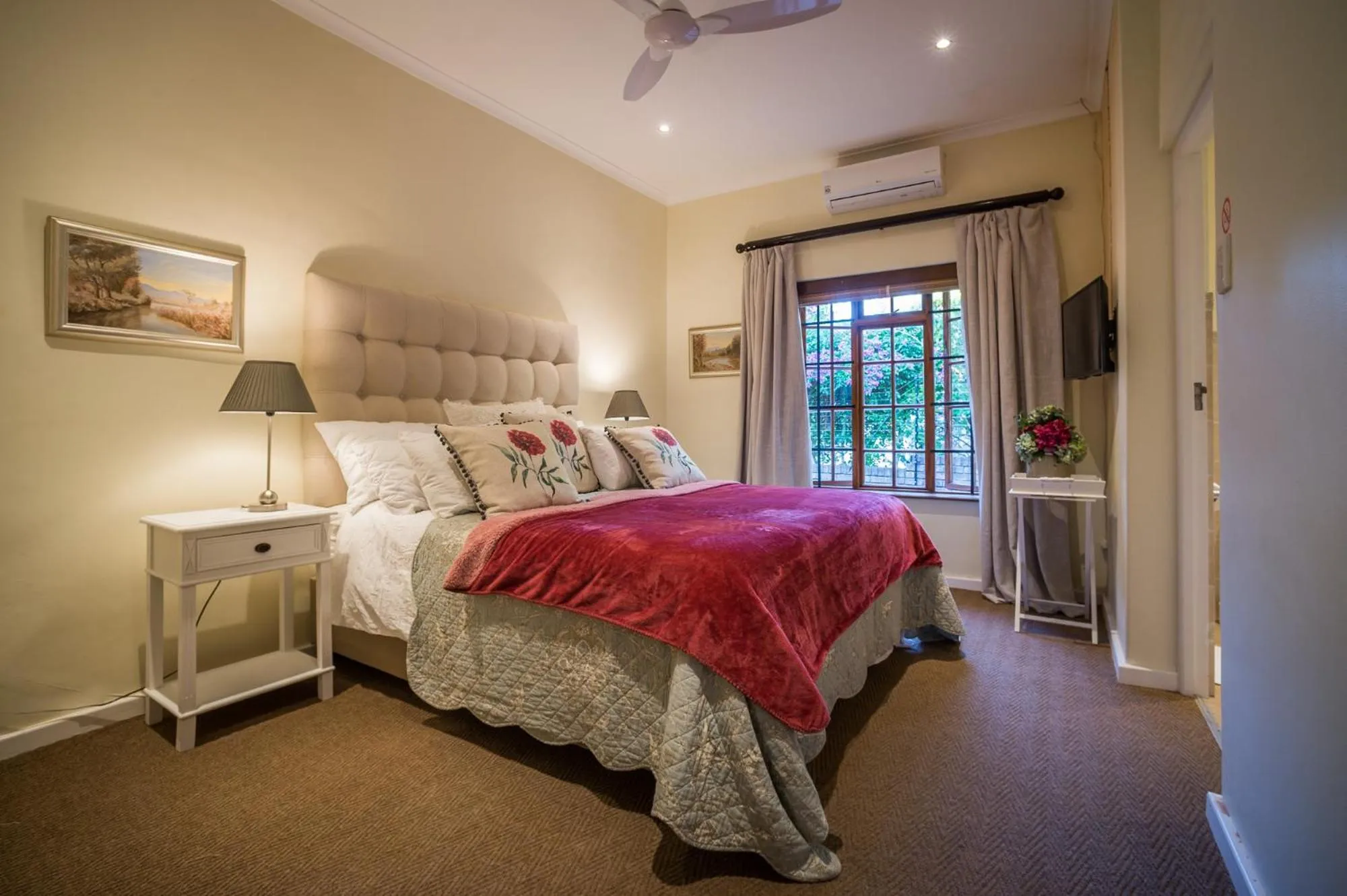 Bedroom, Bed in Boutique Villa Guesthouse