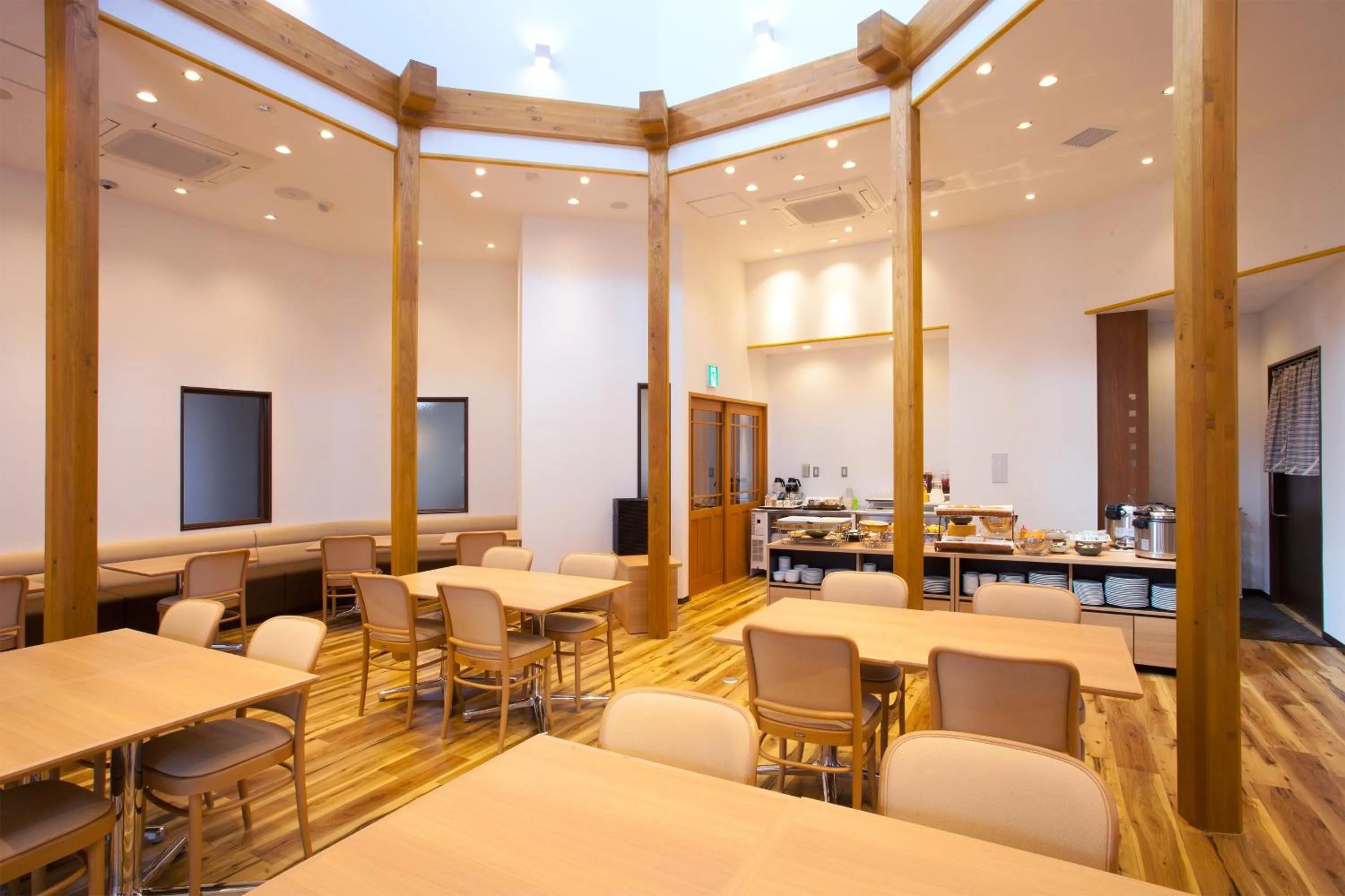 Restaurant/places to eat in Hotel Bliss Villa Hasami