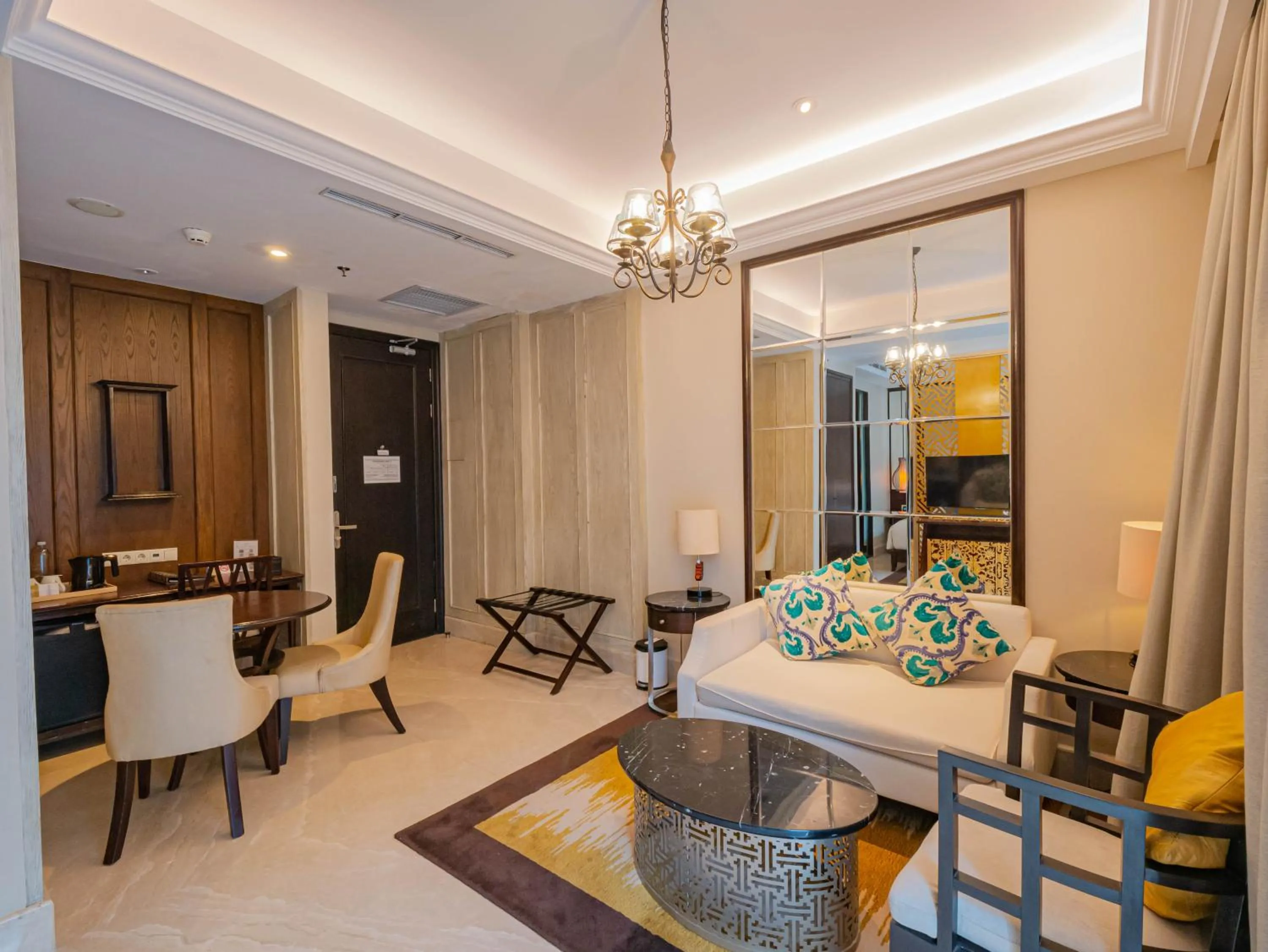 Living room in Jambuluwuk Oceano Seminyak Hotel