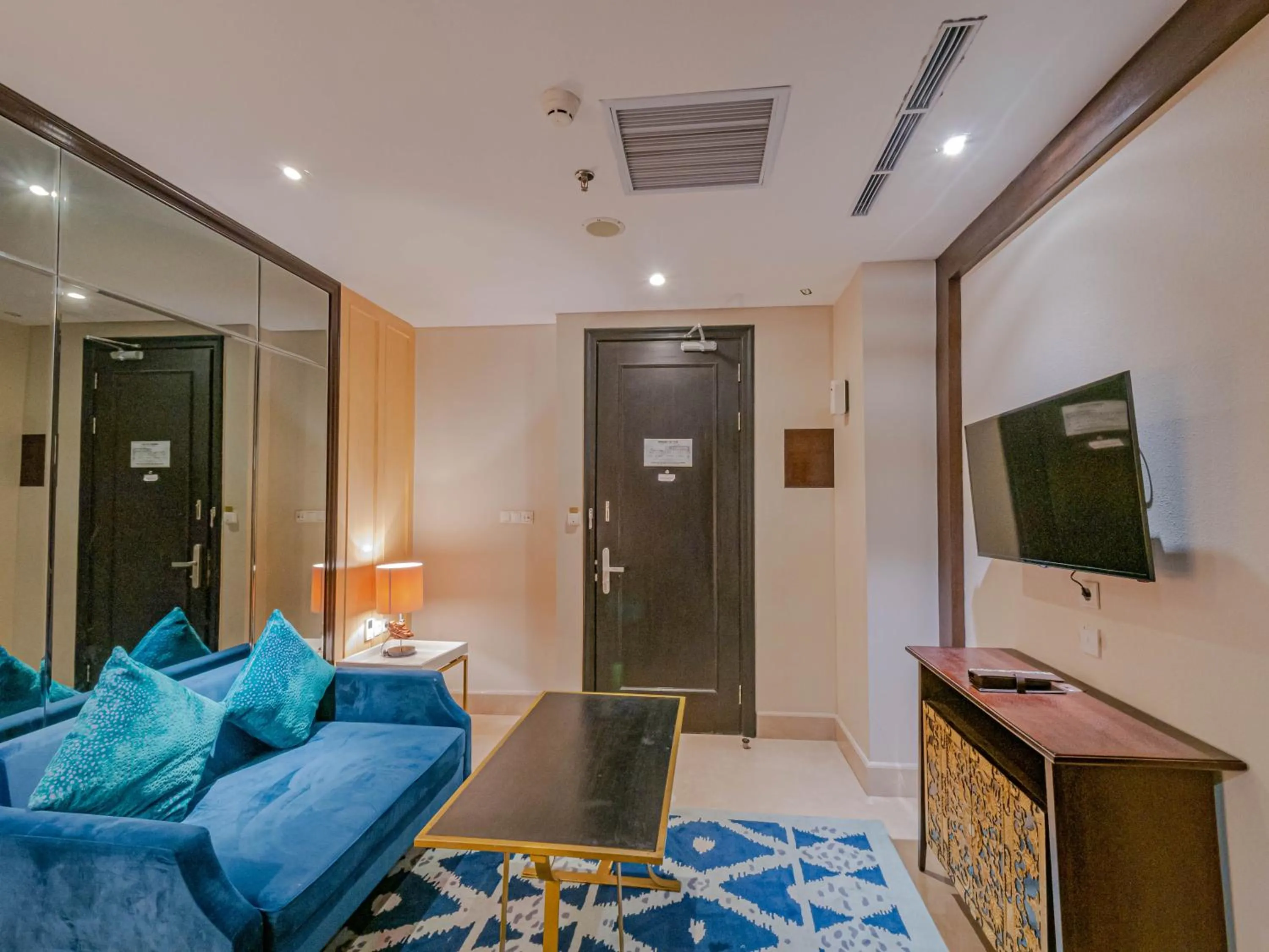 Living room in Jambuluwuk Oceano Seminyak Hotel