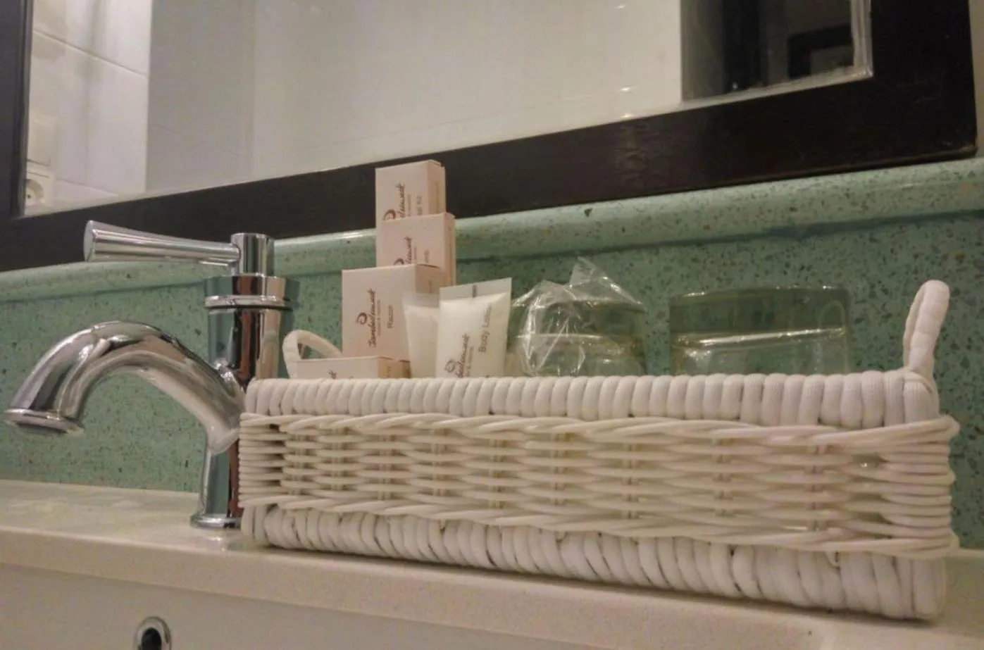 Bathroom in Jambuluwuk Oceano Seminyak Hotel