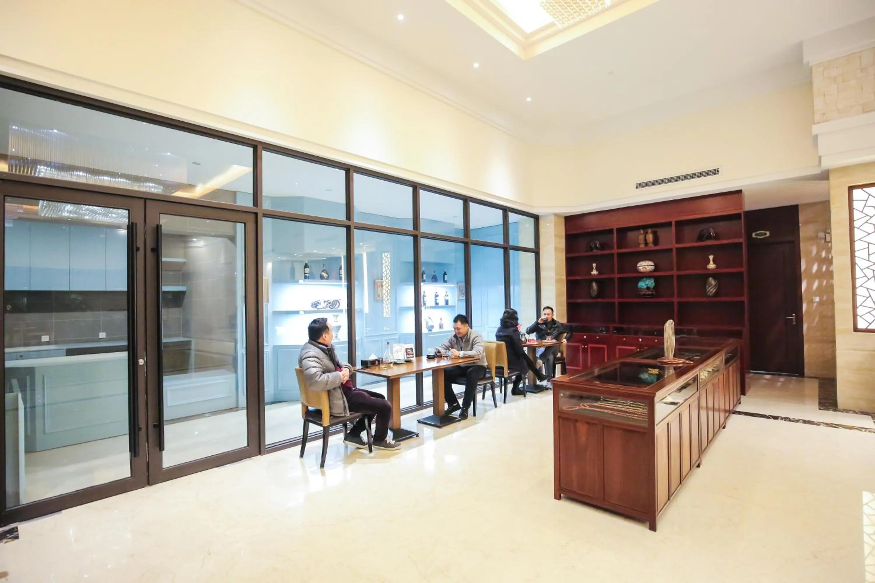 Lobby or reception in New Knight Royal Hotel Airport and International Resort