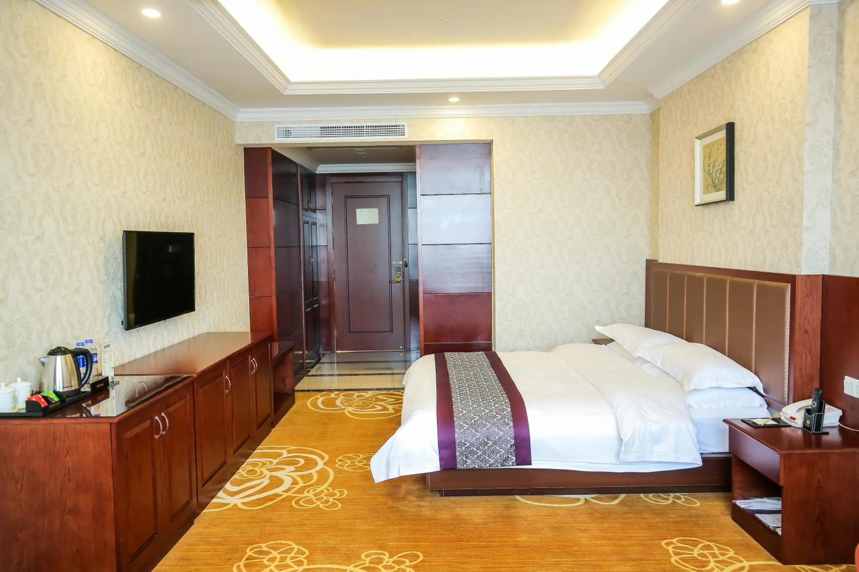 Bedroom, Bed in New Knight Royal Hotel Airport and International Resort