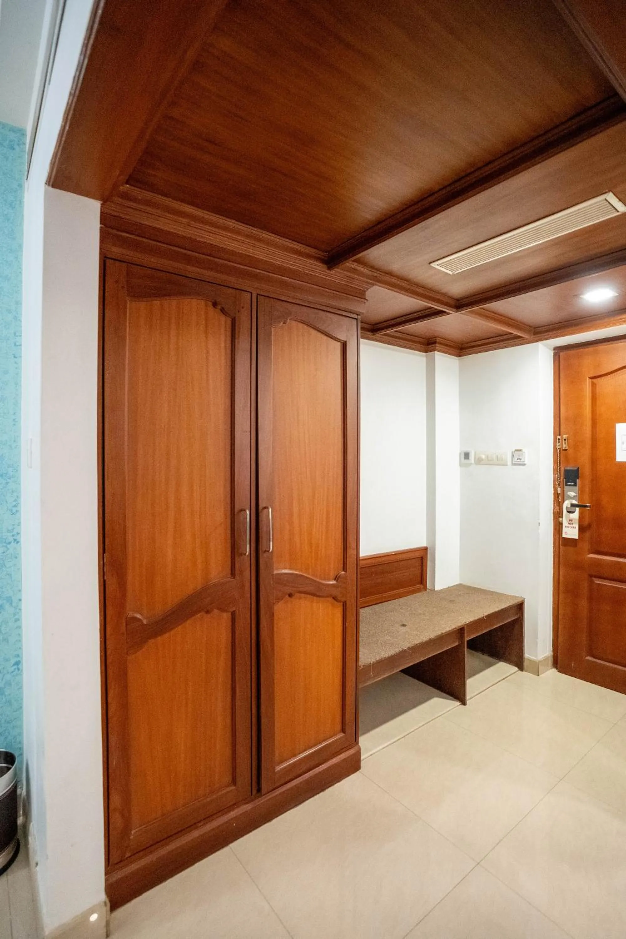 wardrobe in Casino Hotels Ltd