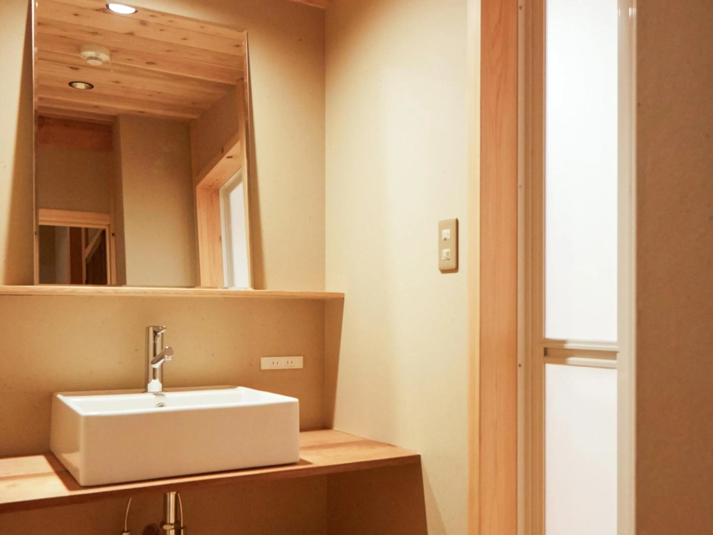 Bathroom in sakainoma hotel 熊
