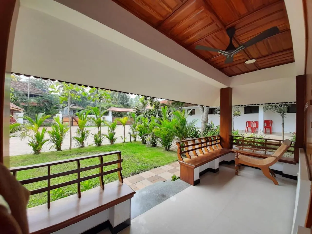 Double Room with Garden View in SUN VIEW Beach Resort
