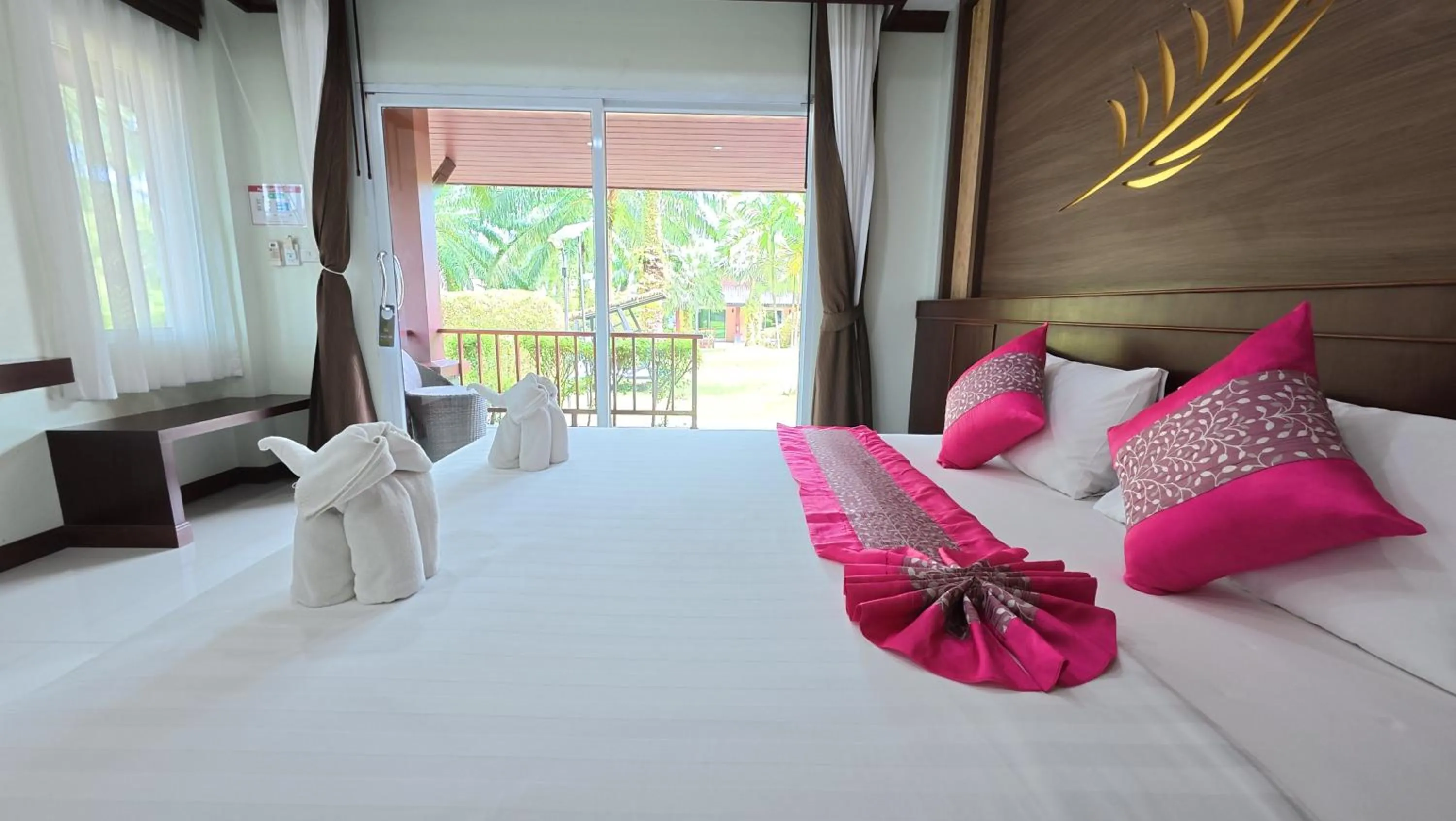 Bed in Palm Kiri Aonang Resort