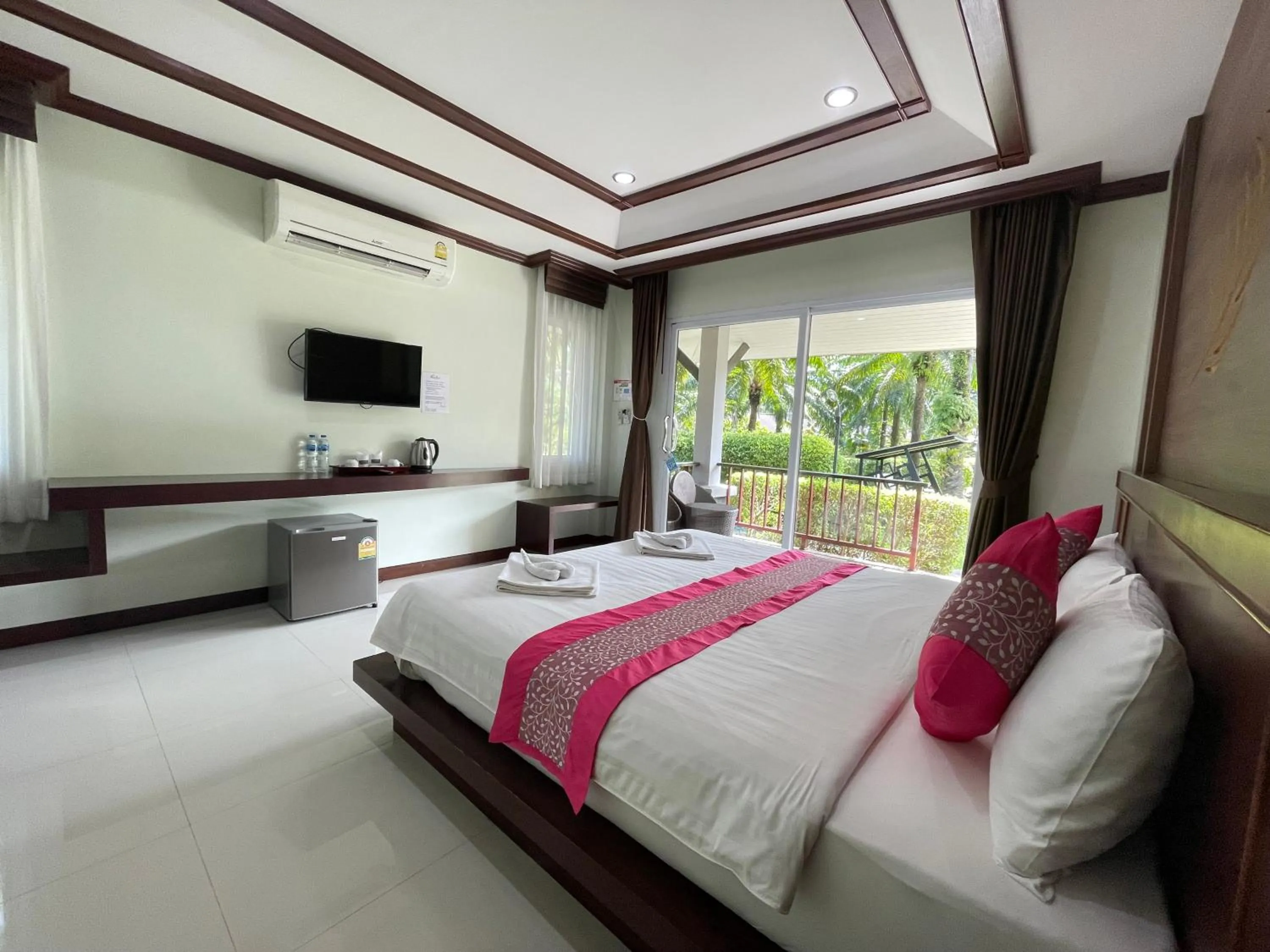 Bed in Palm Kiri Aonang Resort