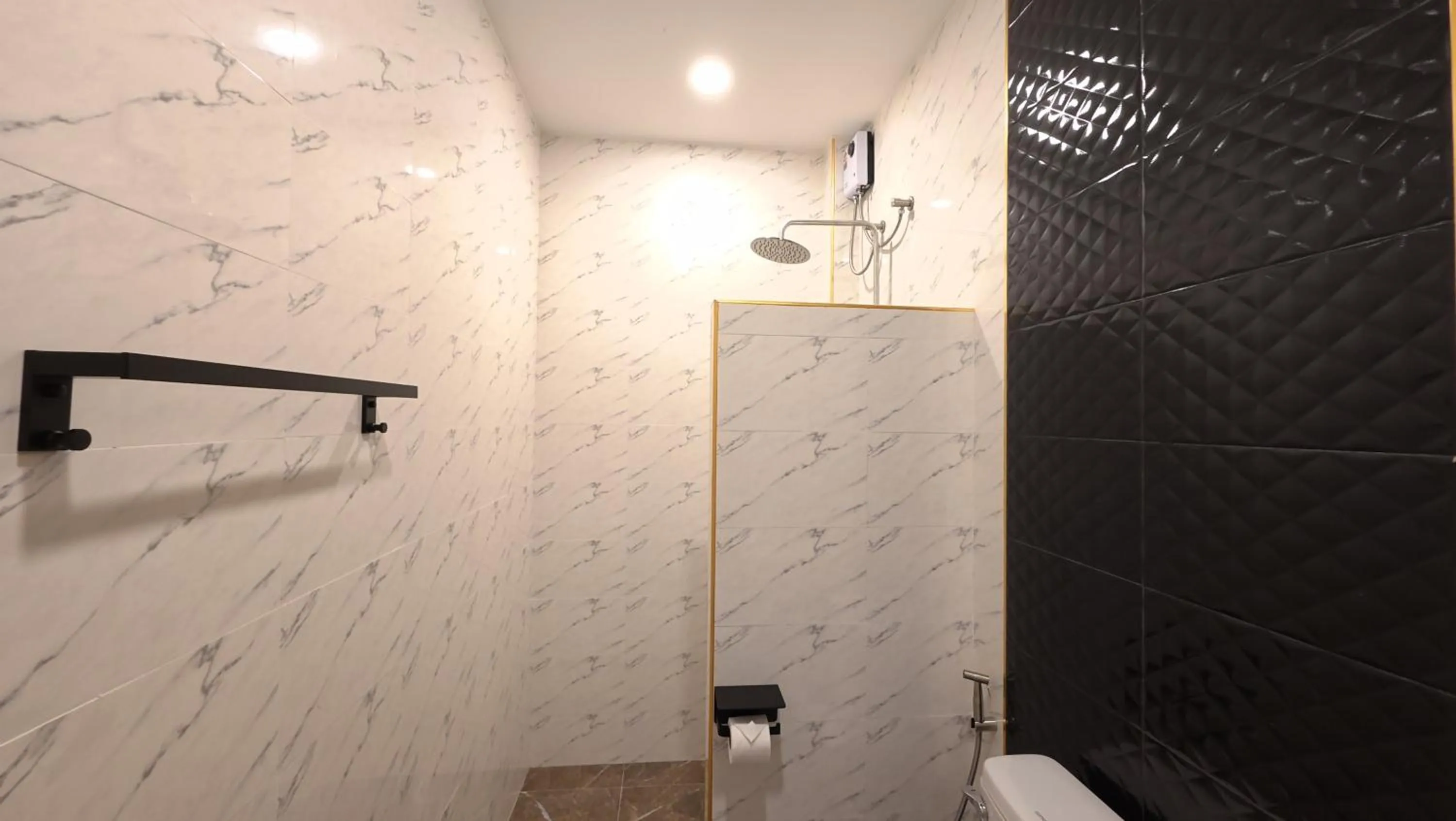 Shower in Palm Kiri Aonang Resort