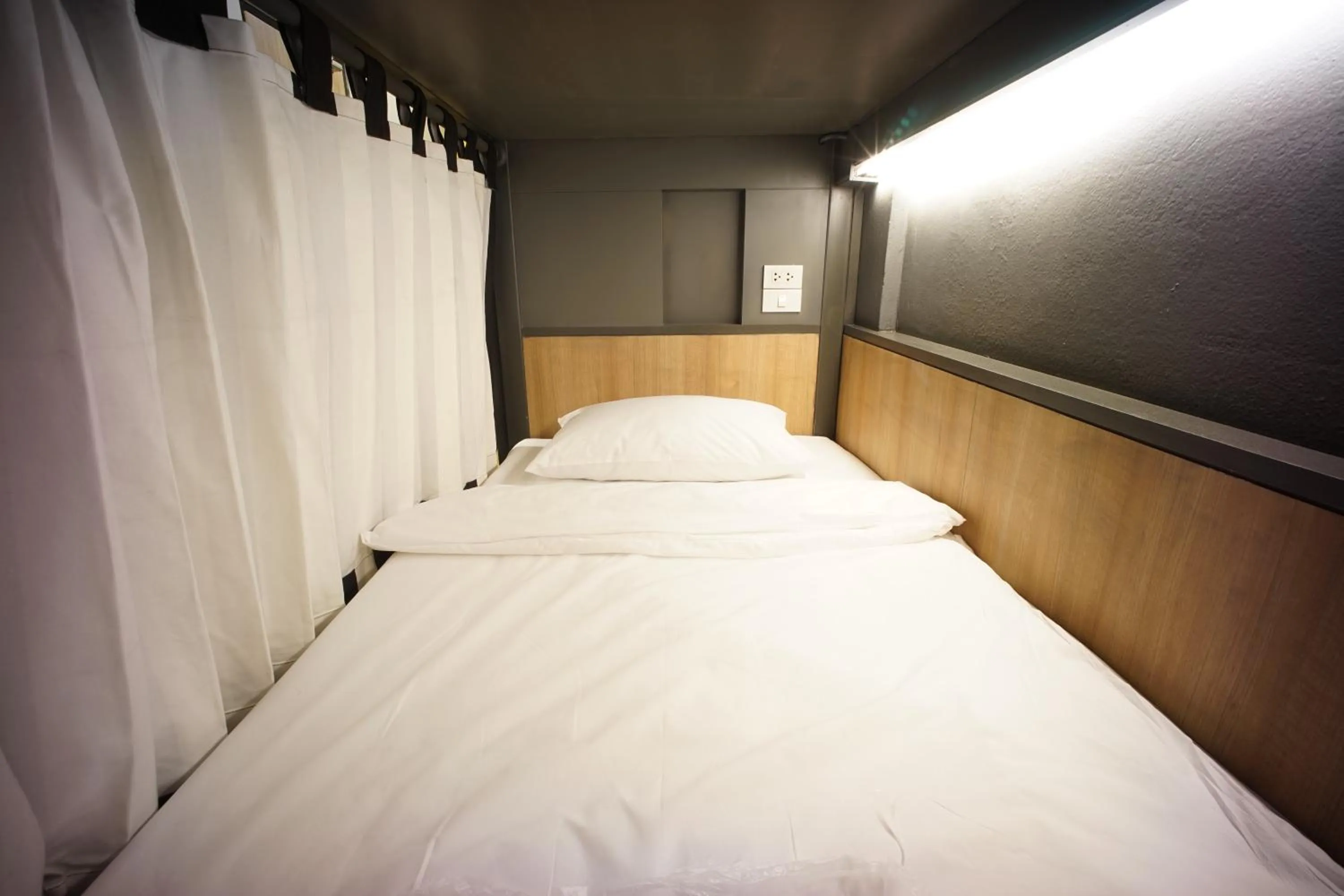 Bed in BRB Hostel Bangkok Silom