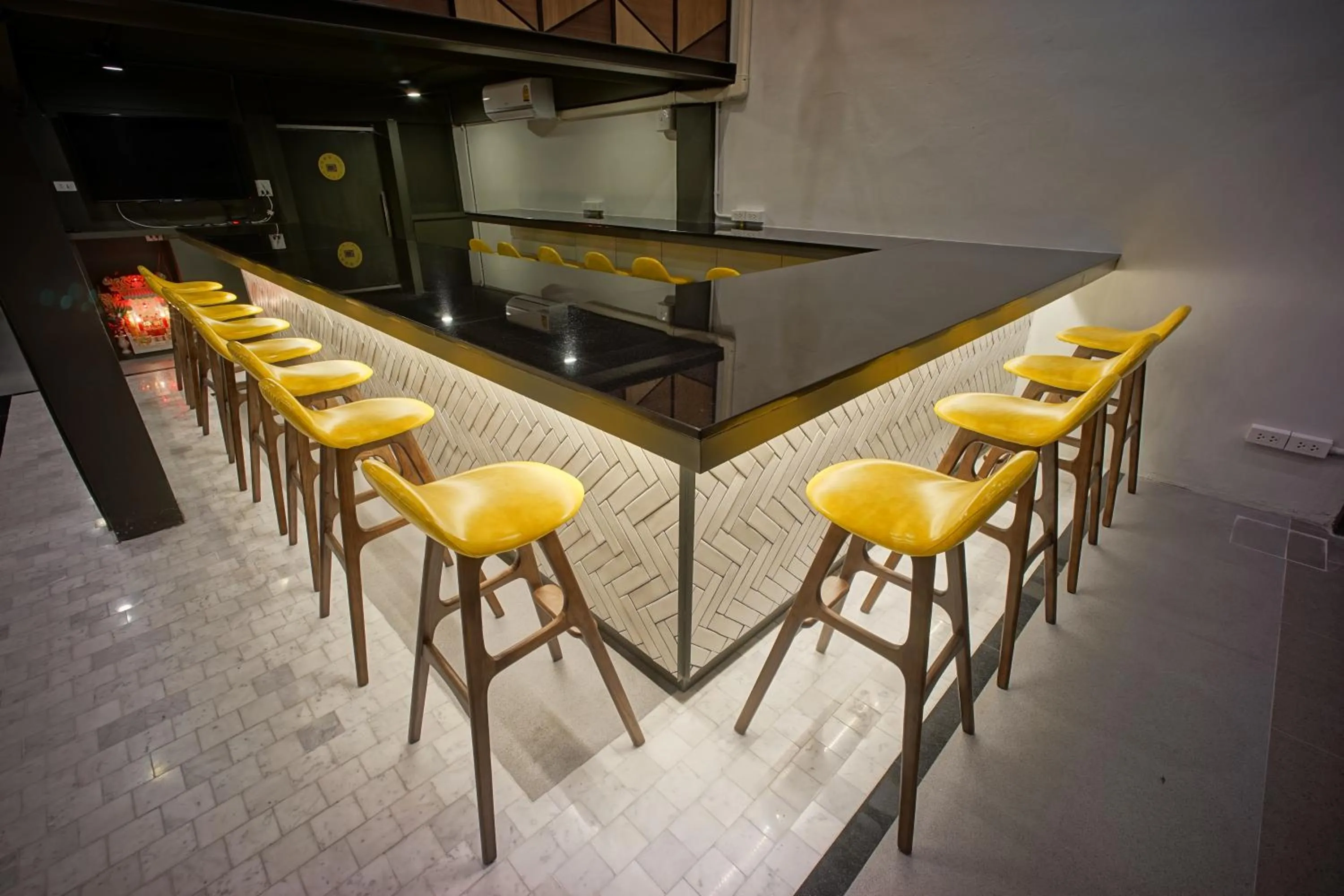 Lounge or bar in BRB Hostel Bangkok Silom