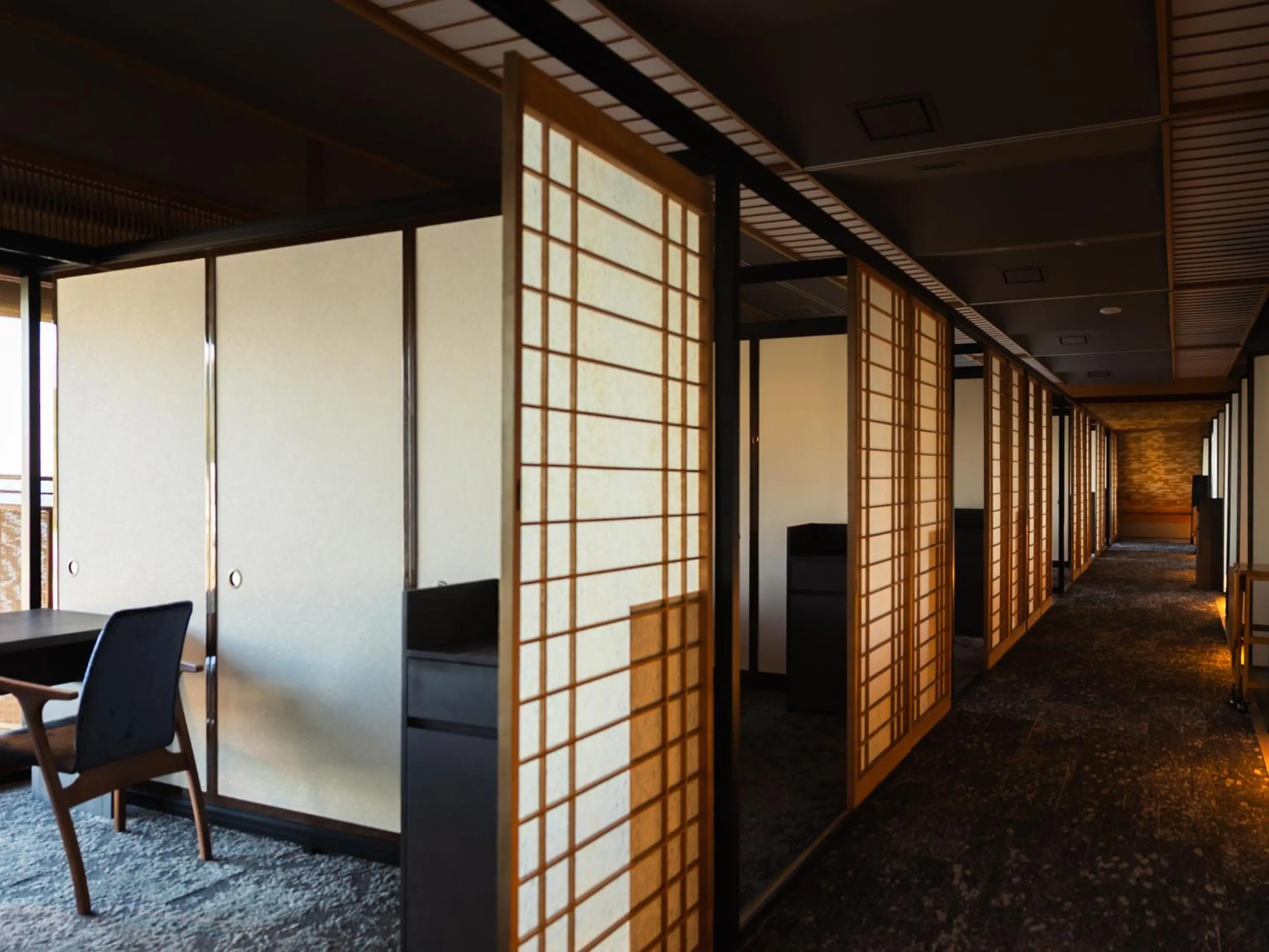 Restaurant/places to eat in IZU RETREAT by Onko Chishin