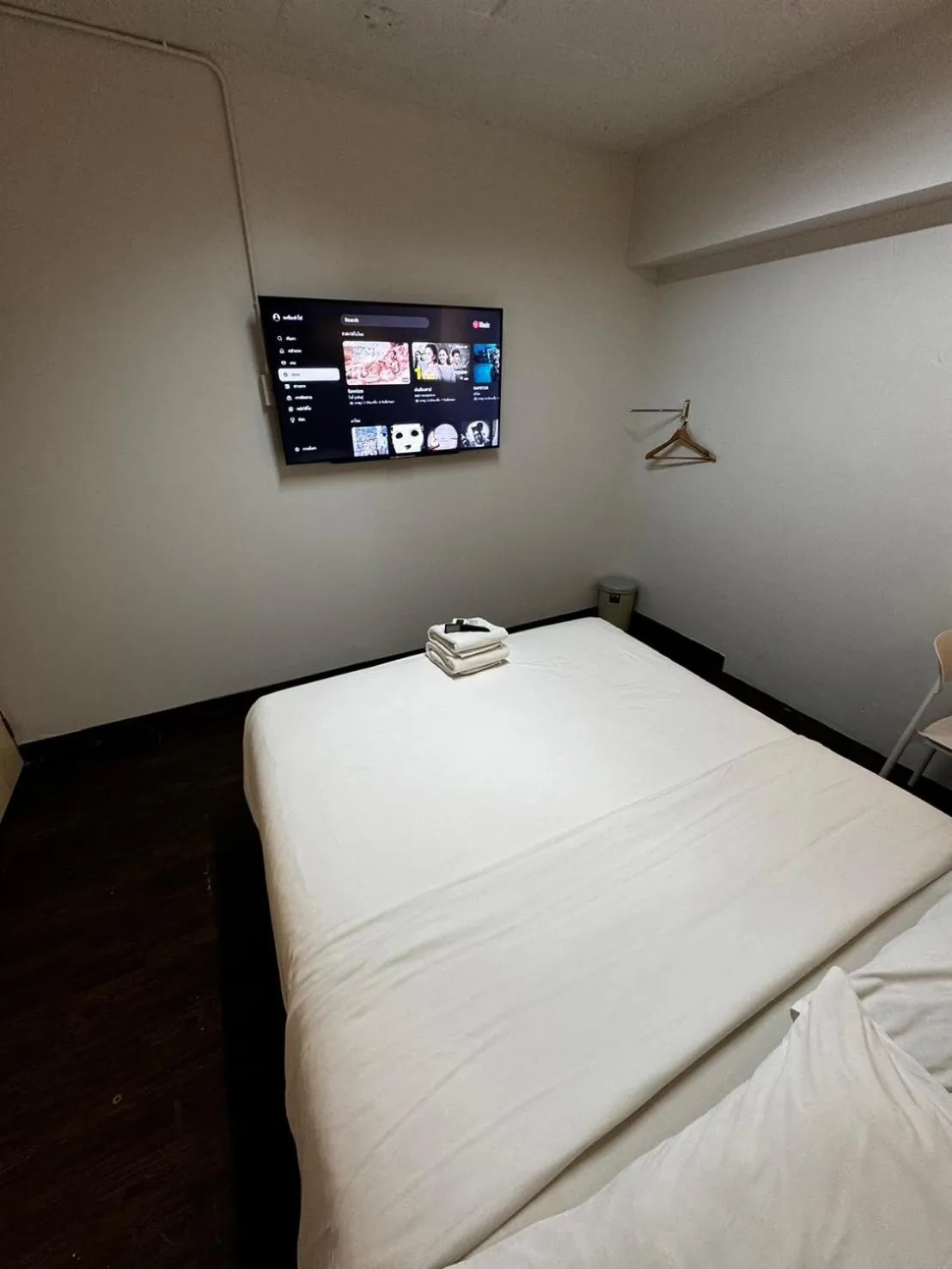 Bed in Glur Central Pratunam