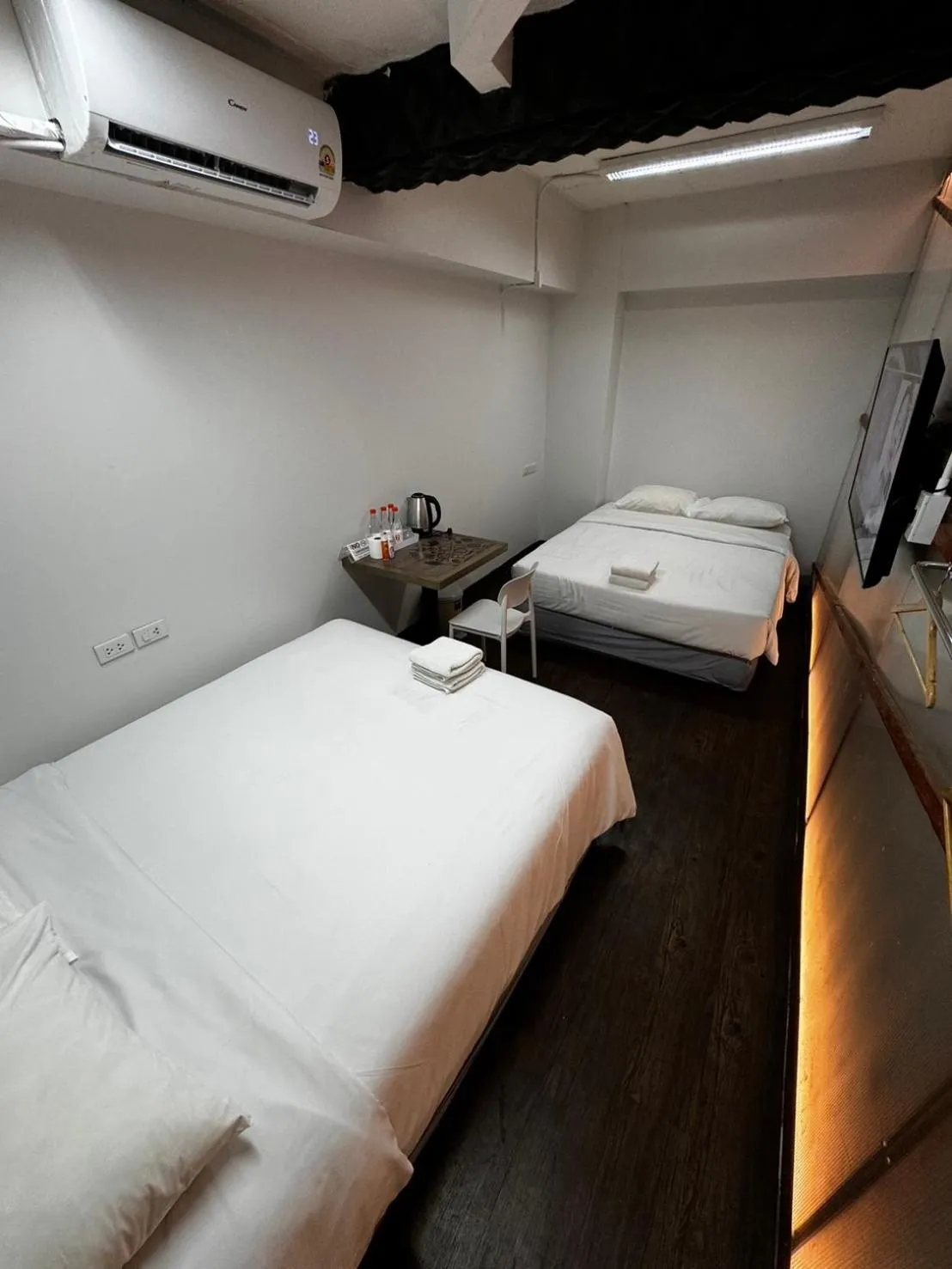 Bed in Glur Central Pratunam