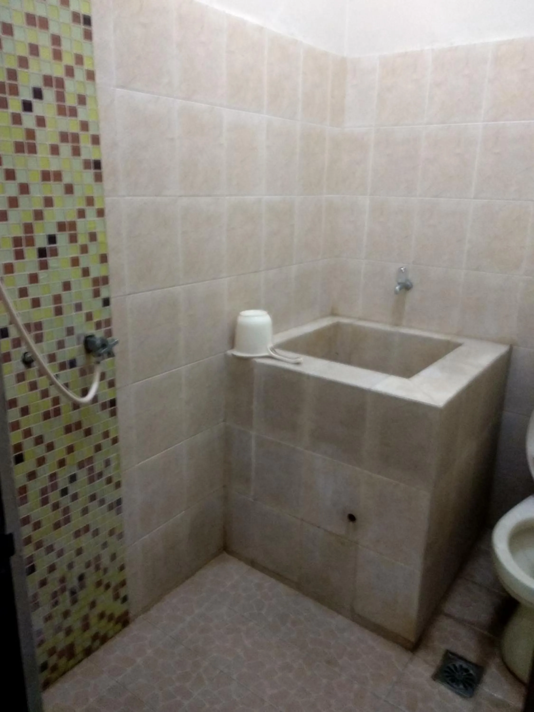 Bathroom in Sartika Family Prawirotaman