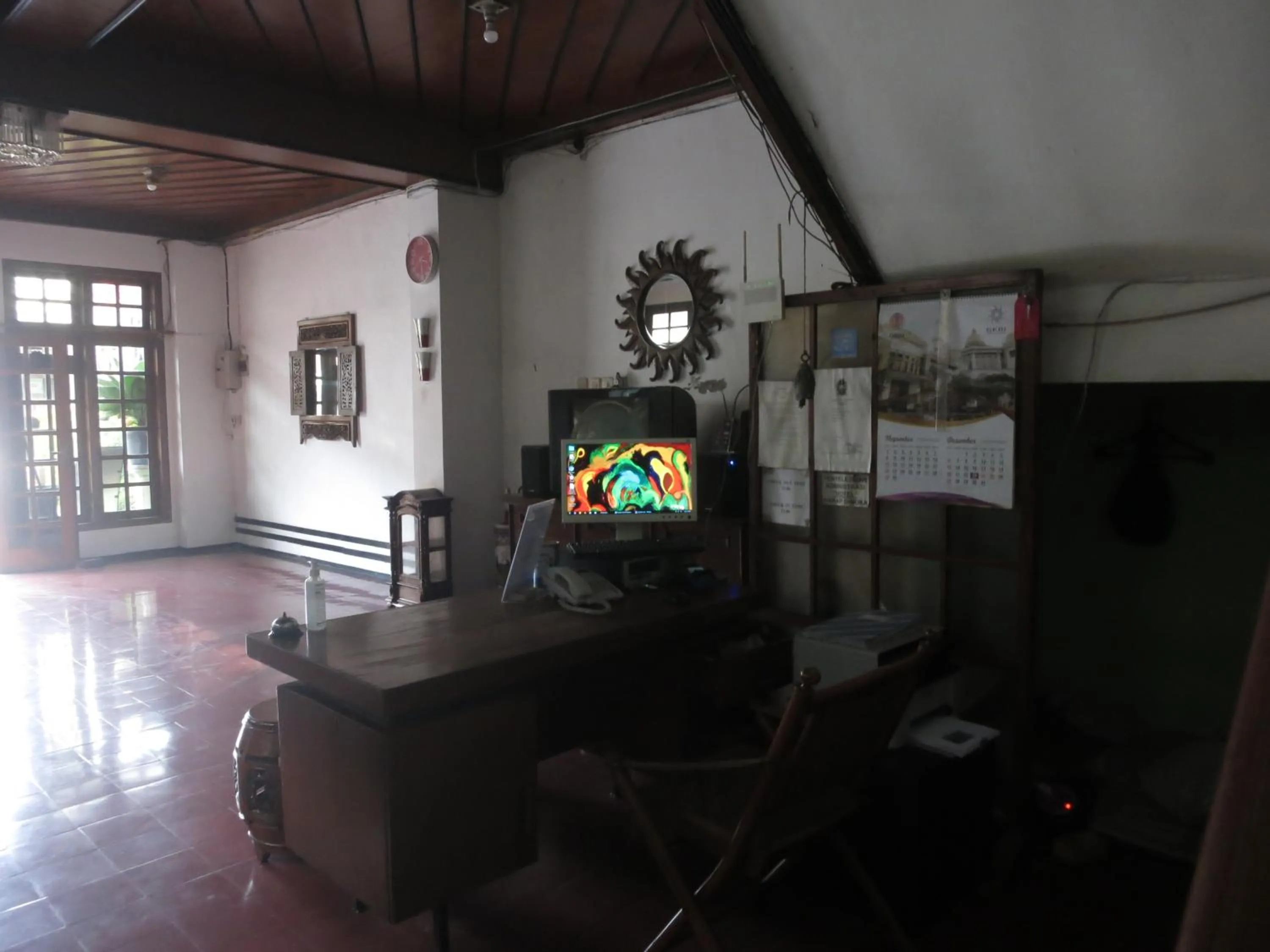 Communal lounge/ TV room in Sartika Family Prawirotaman