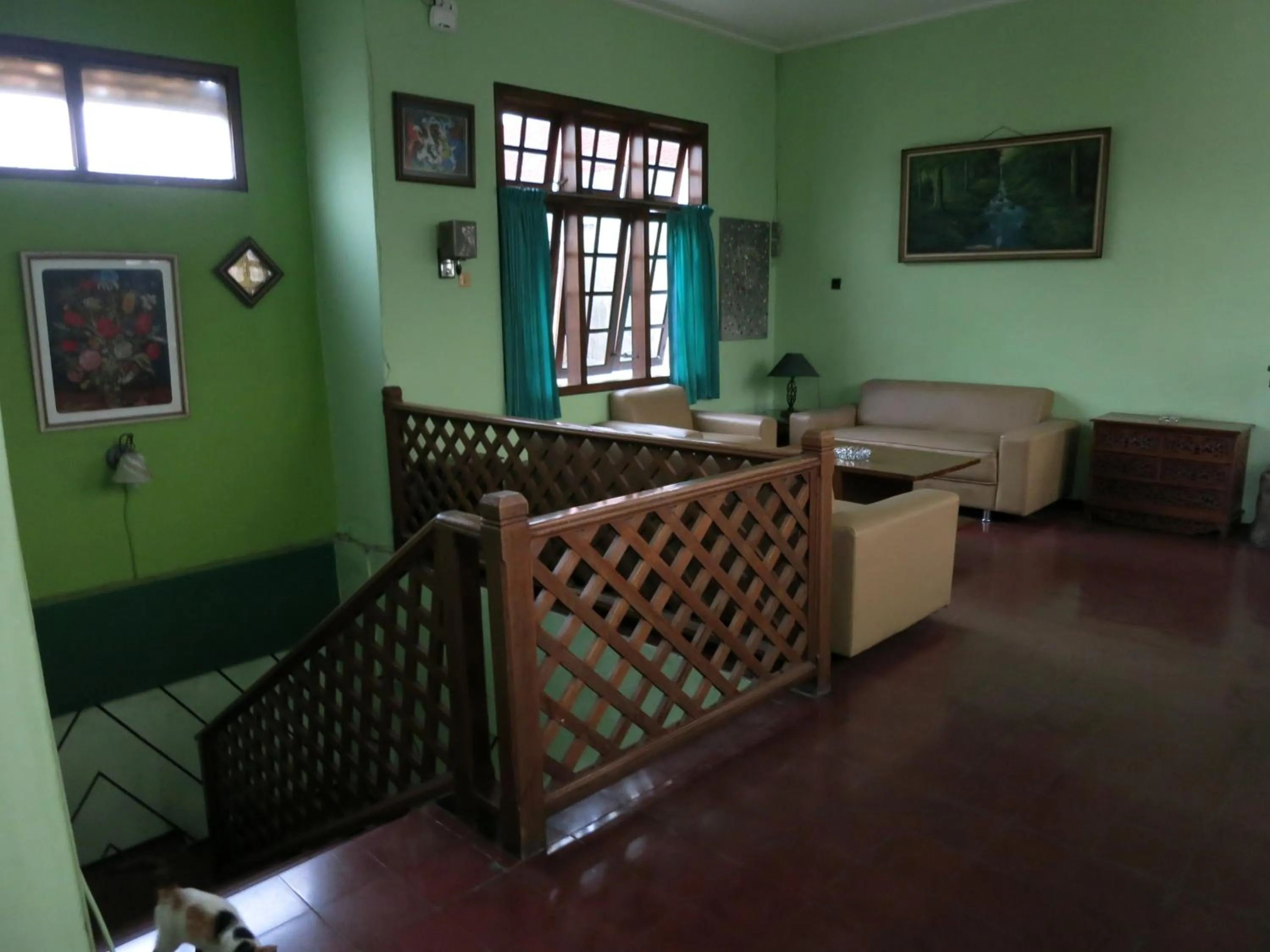 Communal lounge/ TV room in Sartika Family Prawirotaman