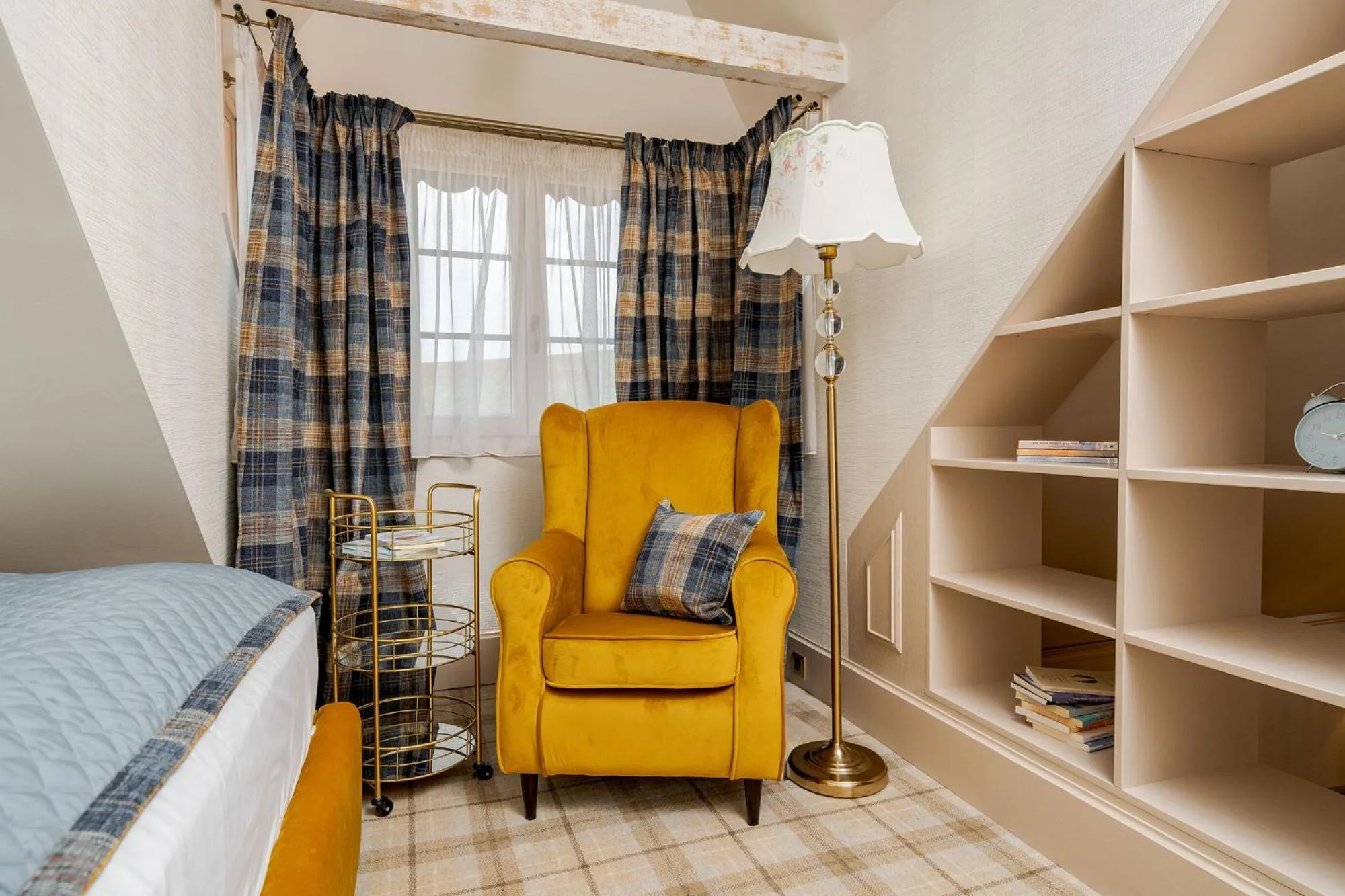 Seating area, Bed in Casa Timiș - Wellness & Spa Resort