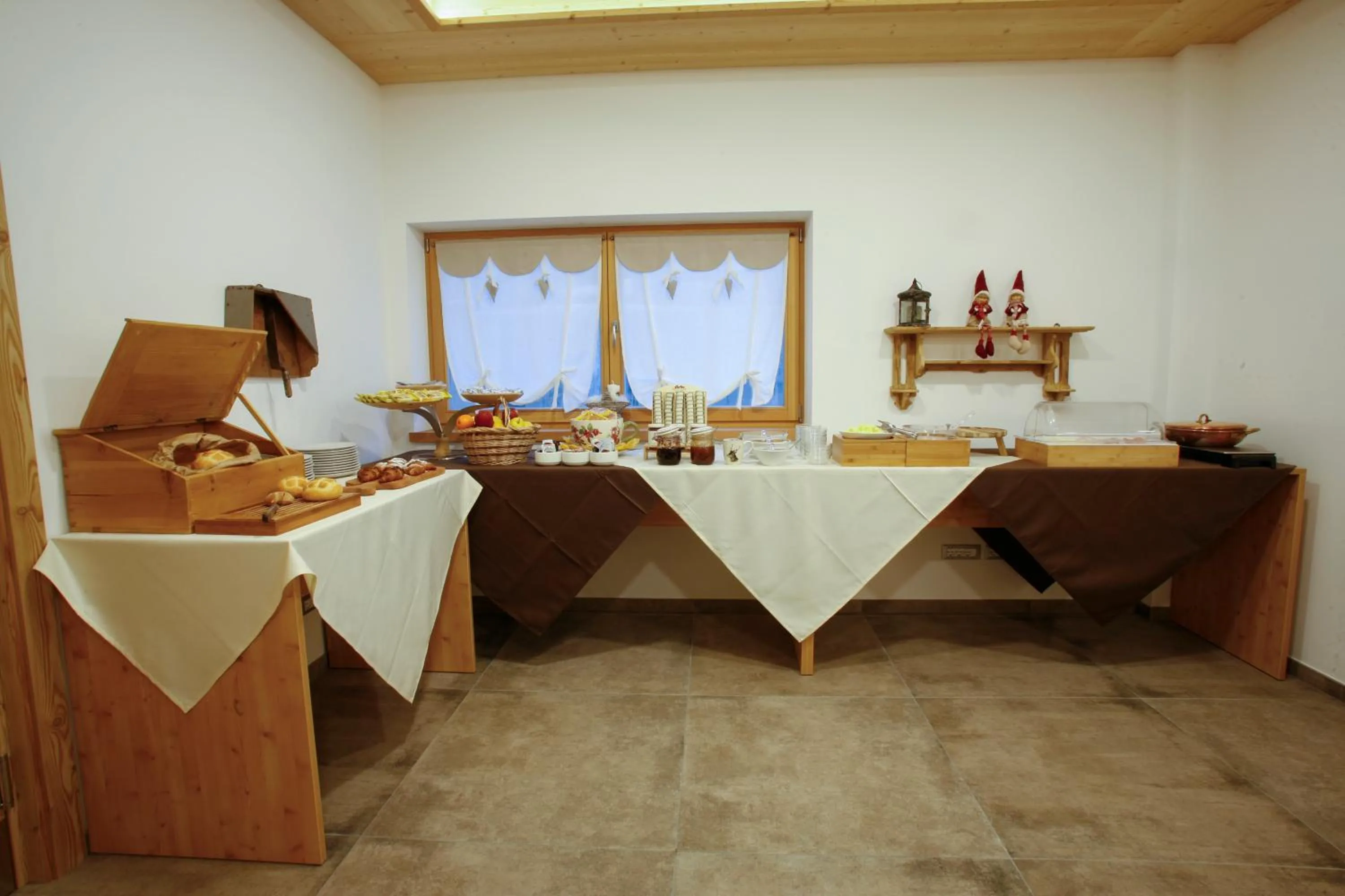 Food and drinks in Garnì & Wellness Anderle