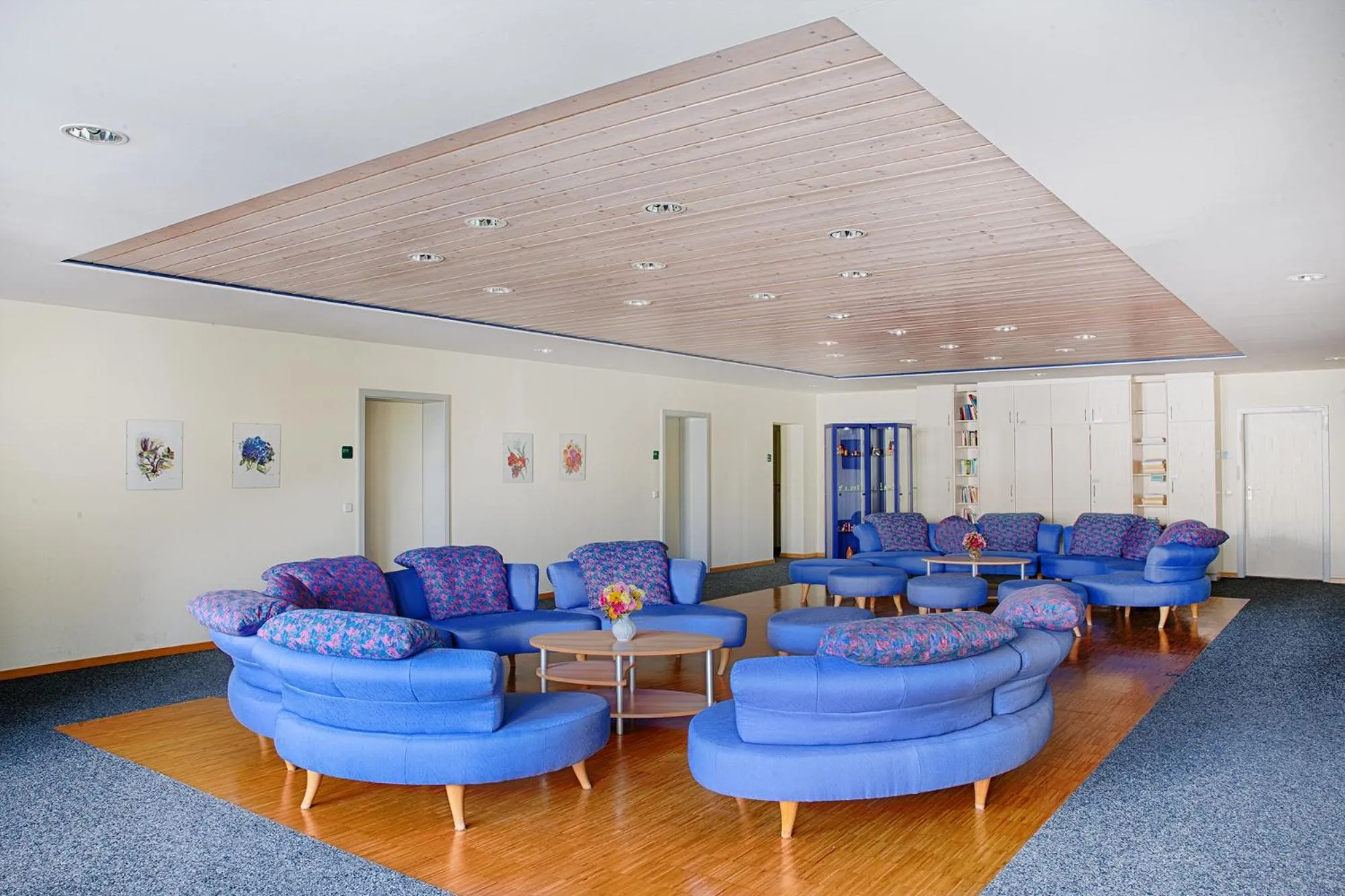 Communal lounge/ TV room in Das Gästehaus Puschendorf