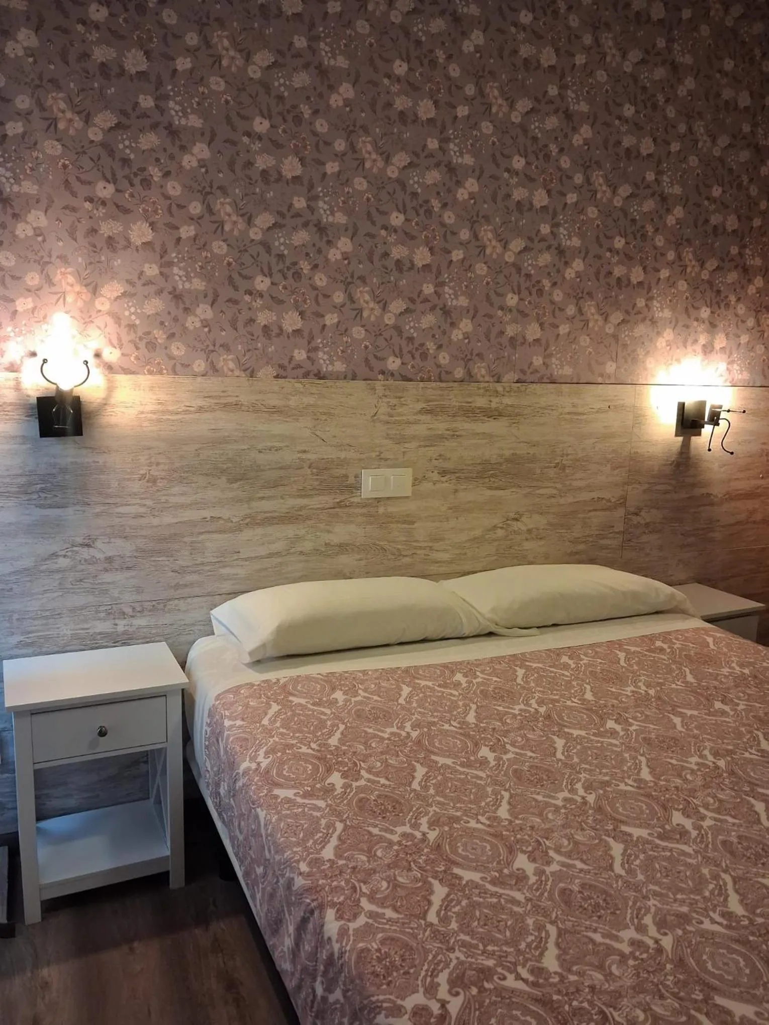 Bed in Hostal La Pastora