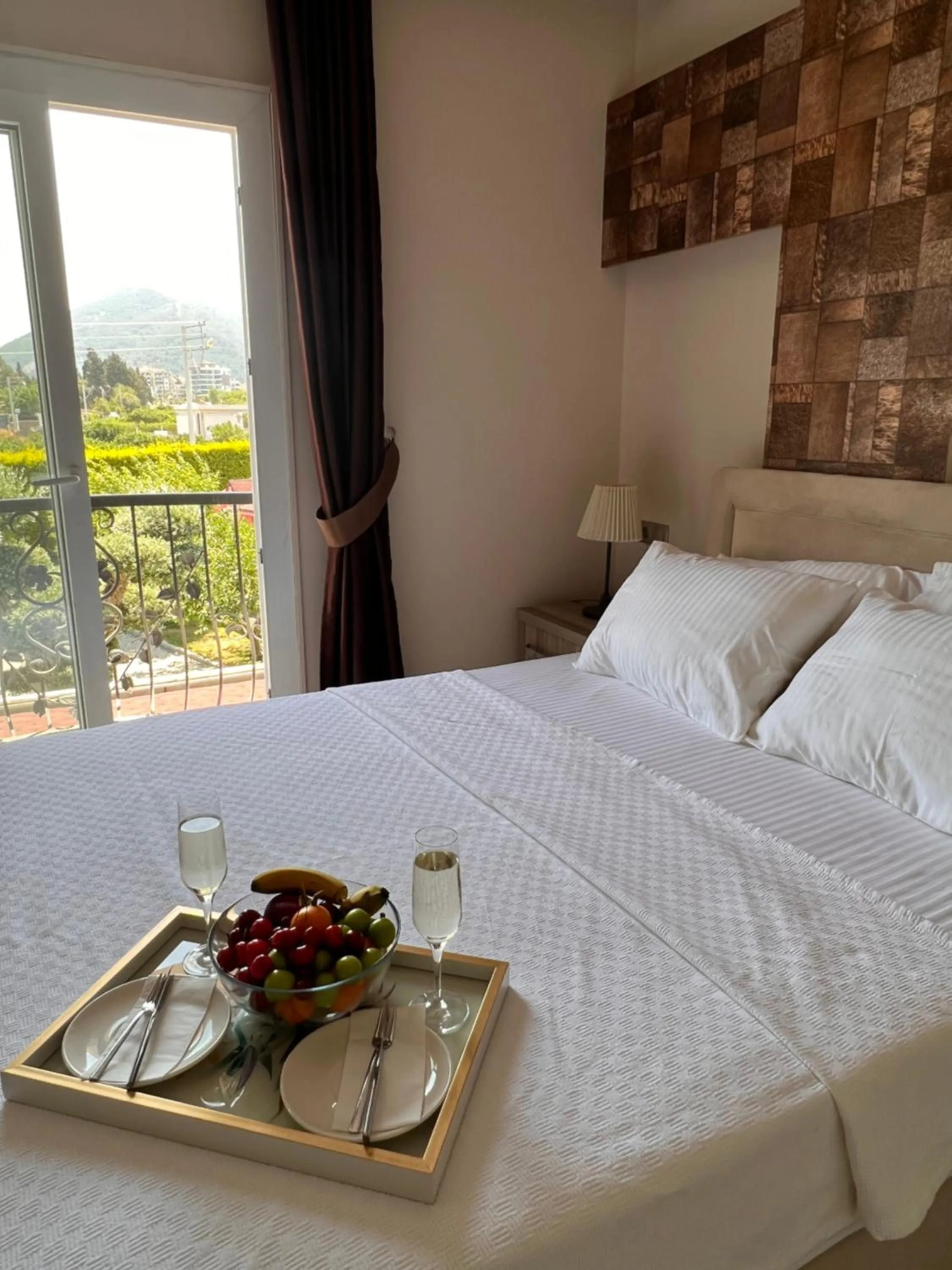 Bed in B. Equine Range Hotel