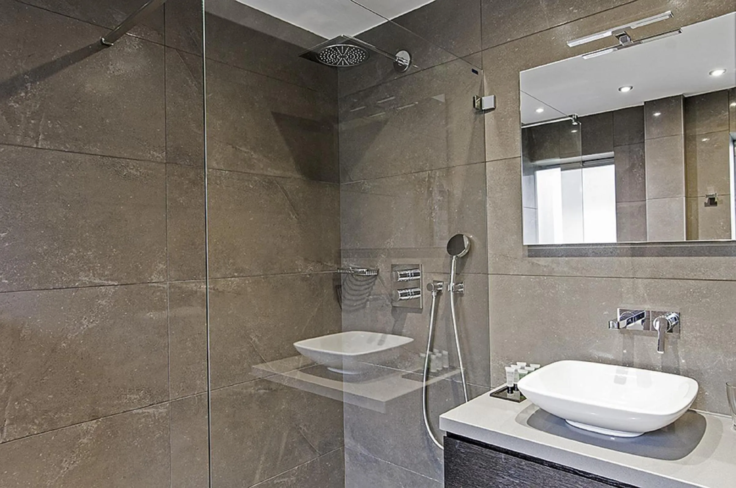 Bathroom in Hotel Agenda Louise