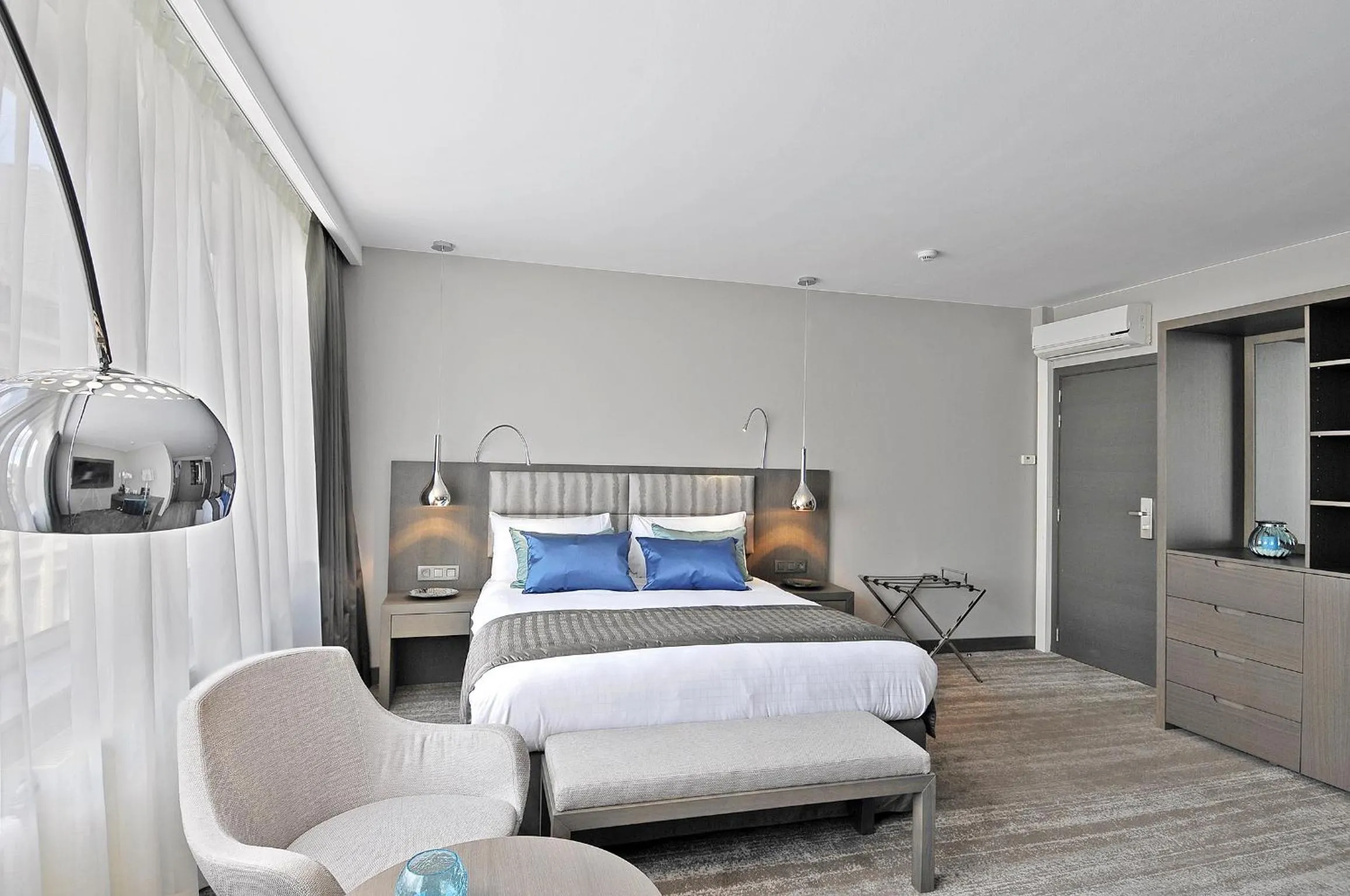 Bedroom, Bed in Hotel Agenda Louise