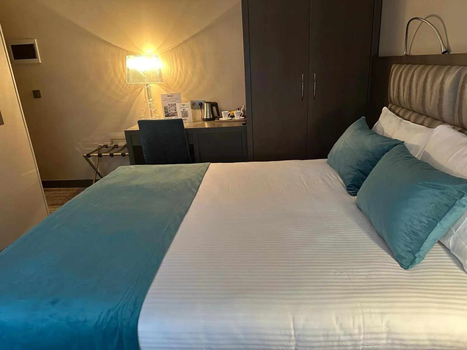 Bedroom, Bed in Hotel Agenda Louise