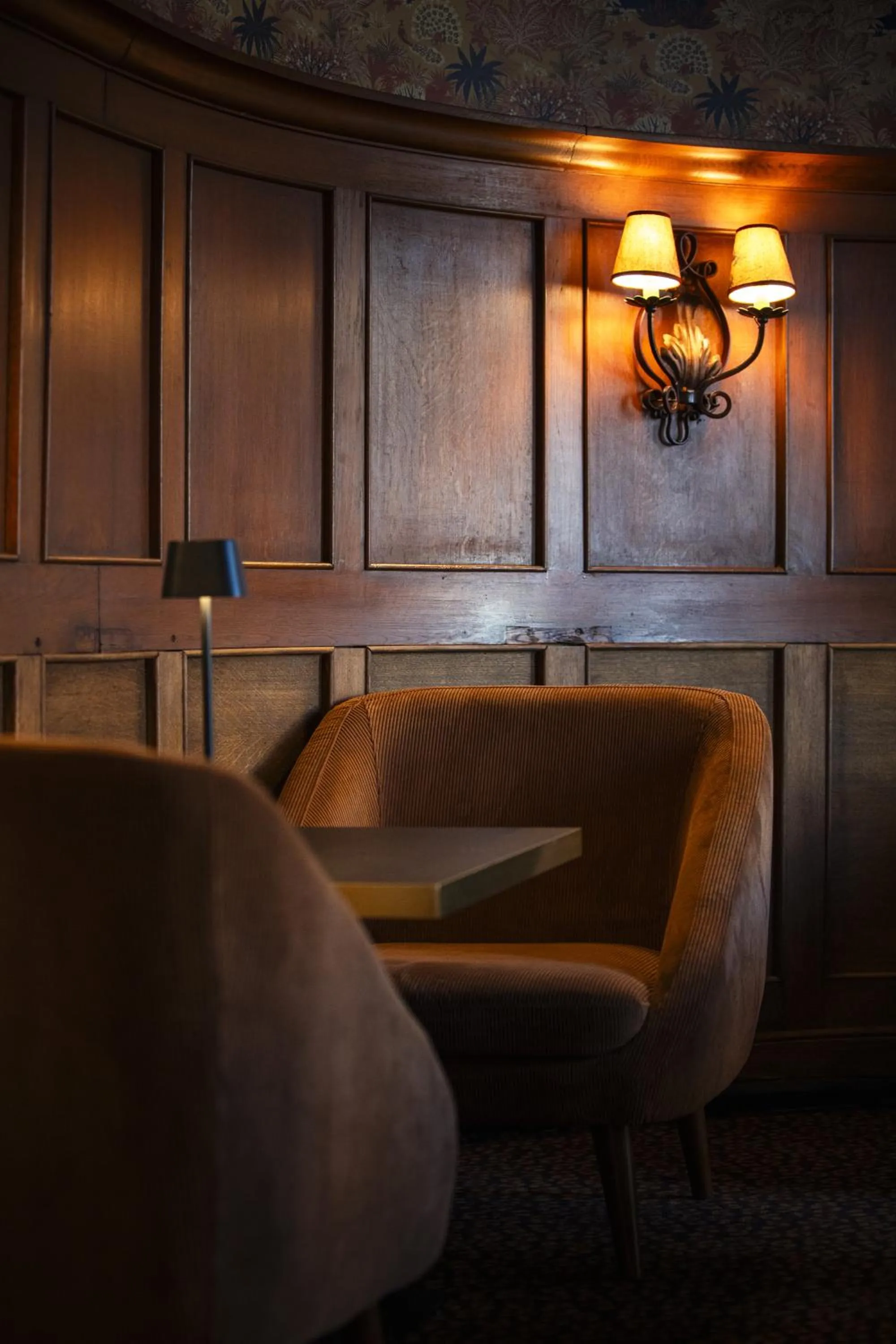 Restaurant/places to eat in Hotel & Spa Le Grand Monarque, BW Premier Collection