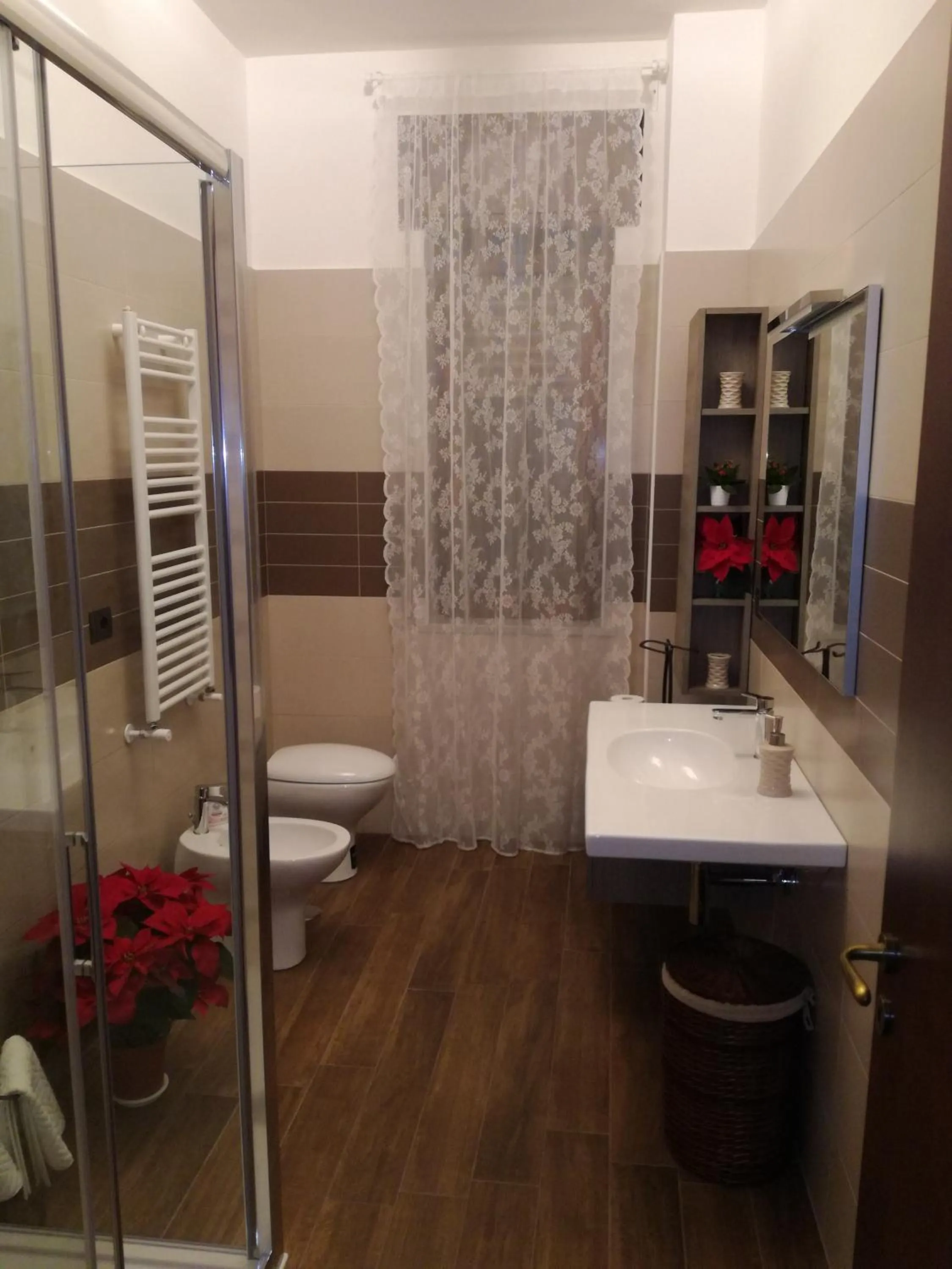 Bathroom in B&B Amina