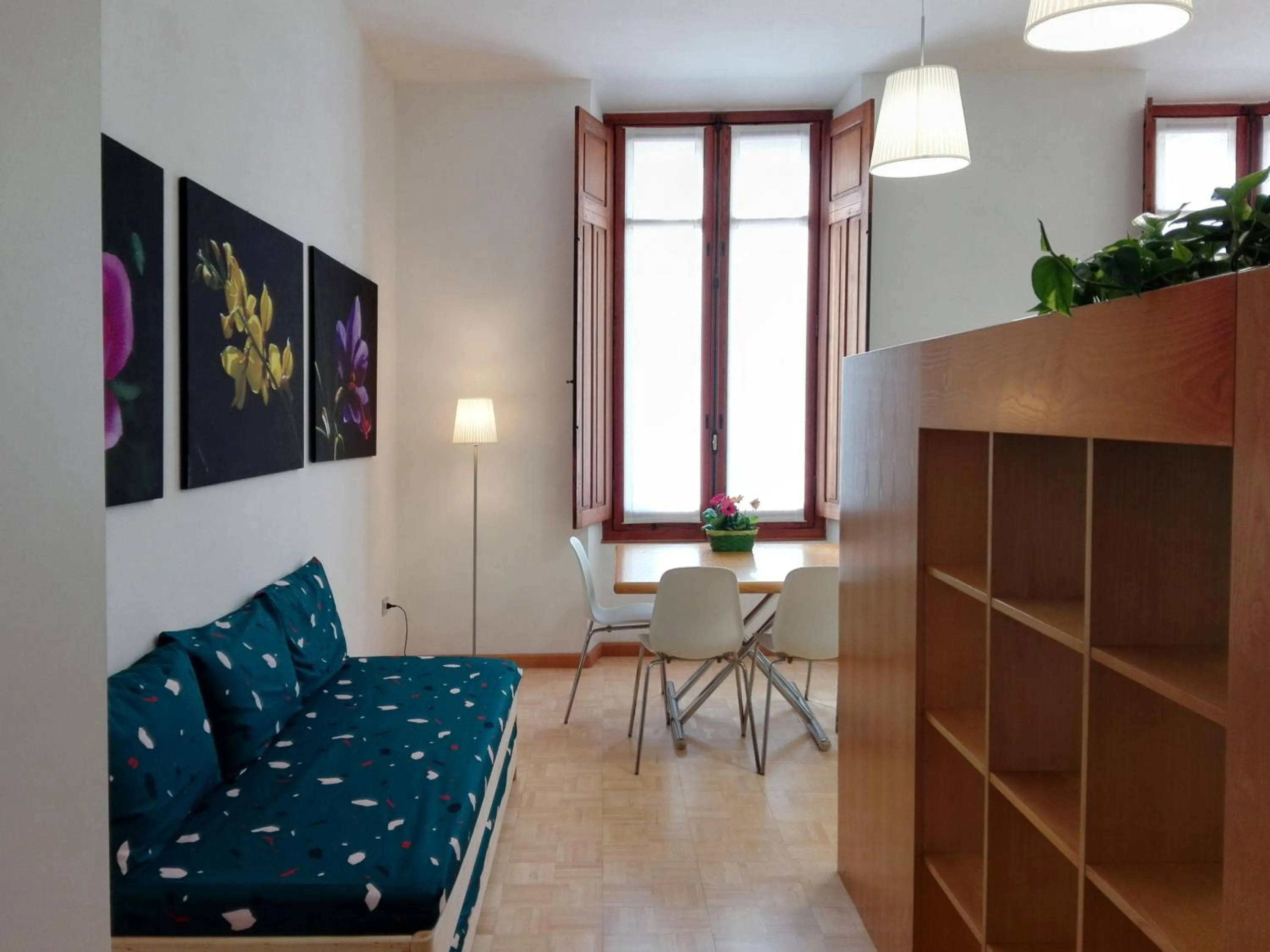 Seating area in 14 B&B