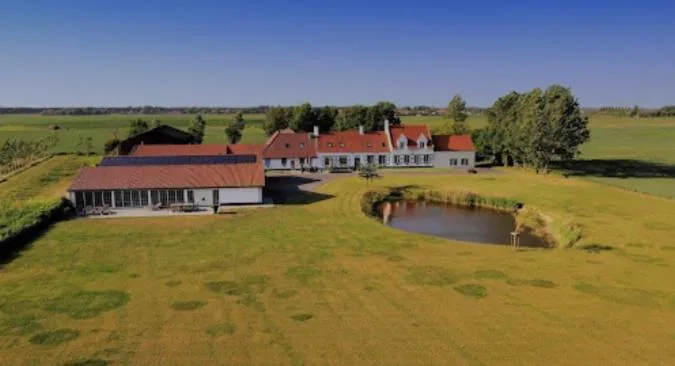 Property building in Kapelhoeve