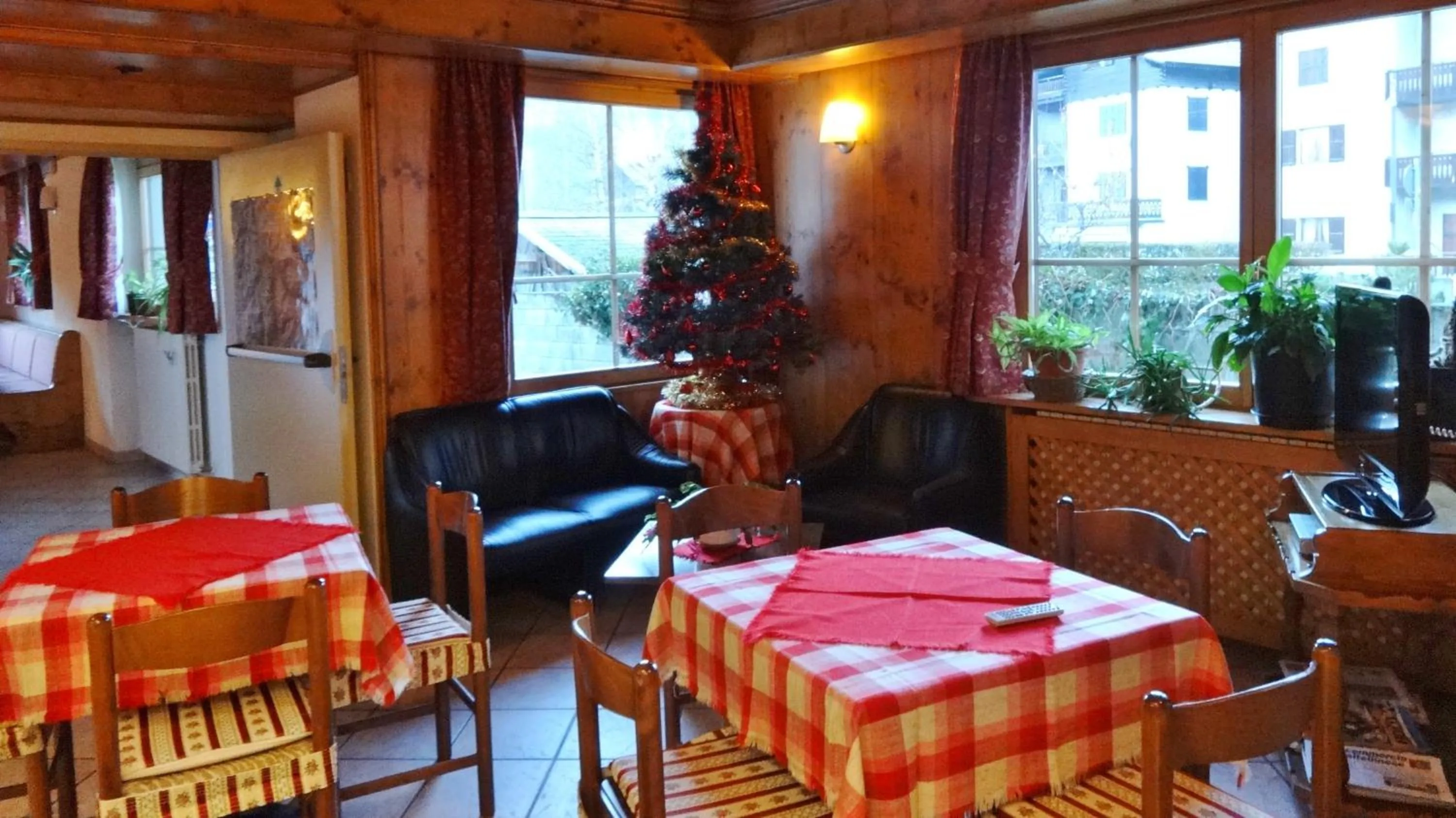 Restaurant/places to eat in Hotel Giardino